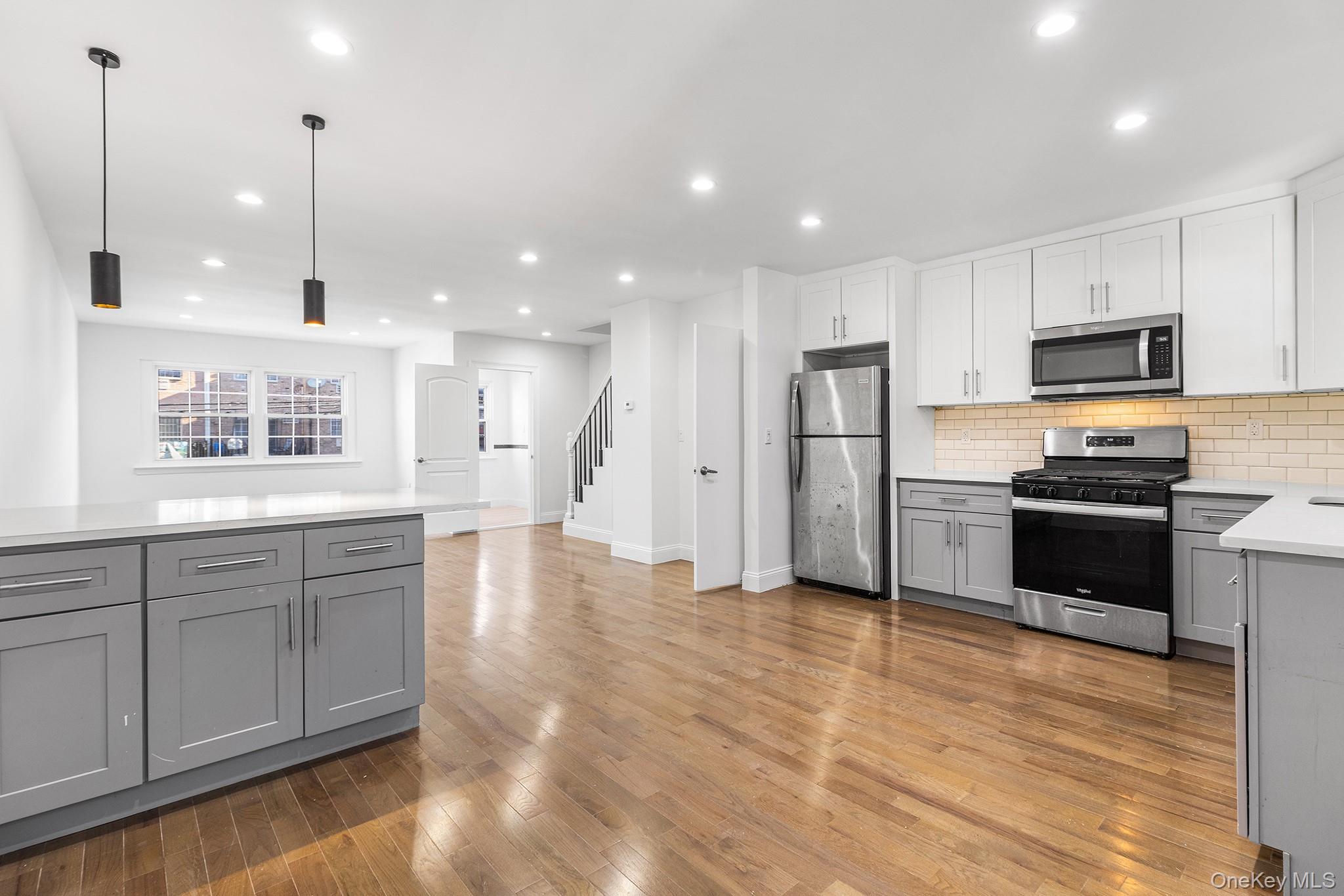 #18 photo, 836 E 221st Street, ブロンクス区 Bronx , NY 10467