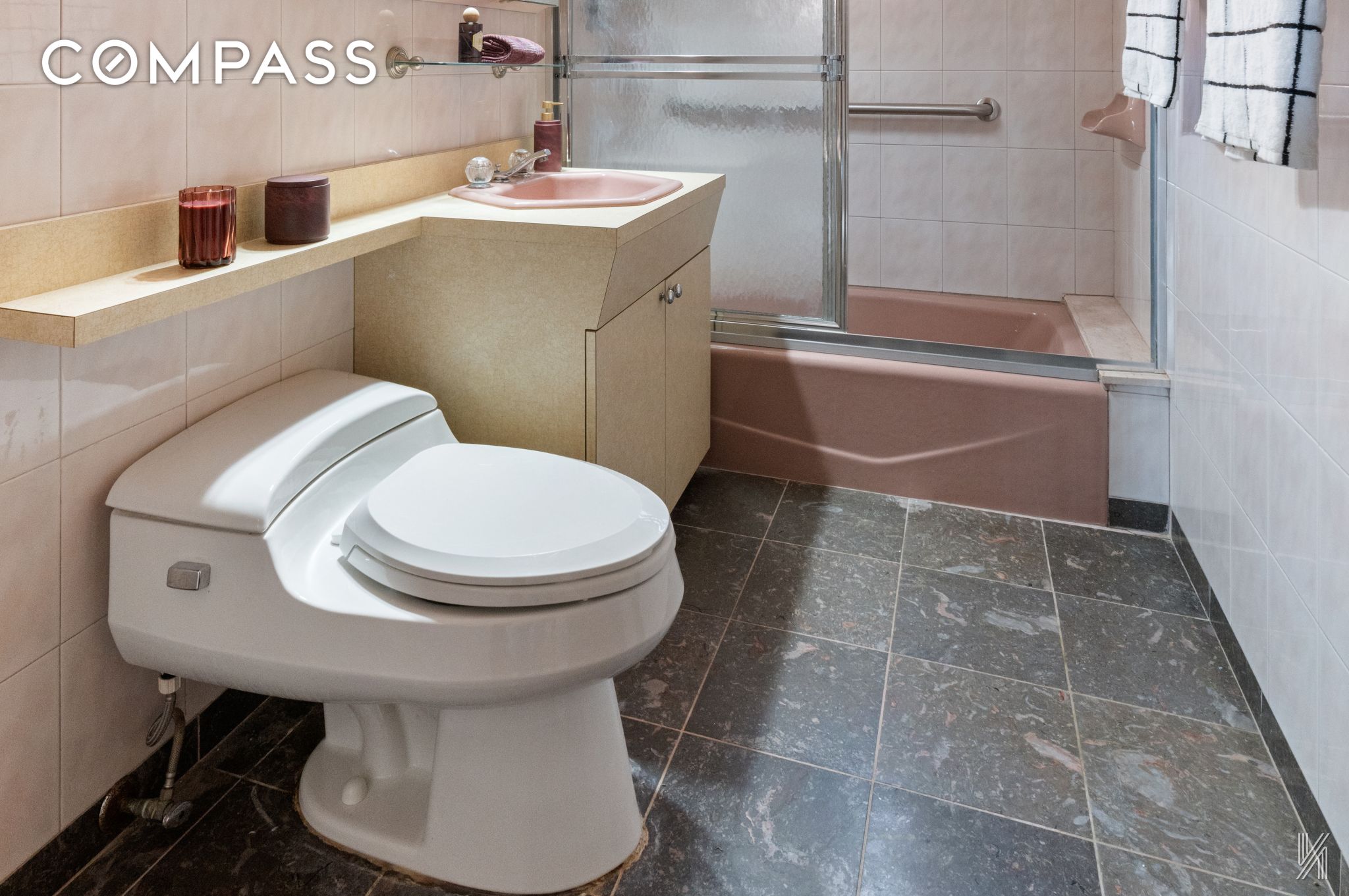 #19 photo, 25-40 31st Avenue, クイーンズ区 Astoria , NY 11106