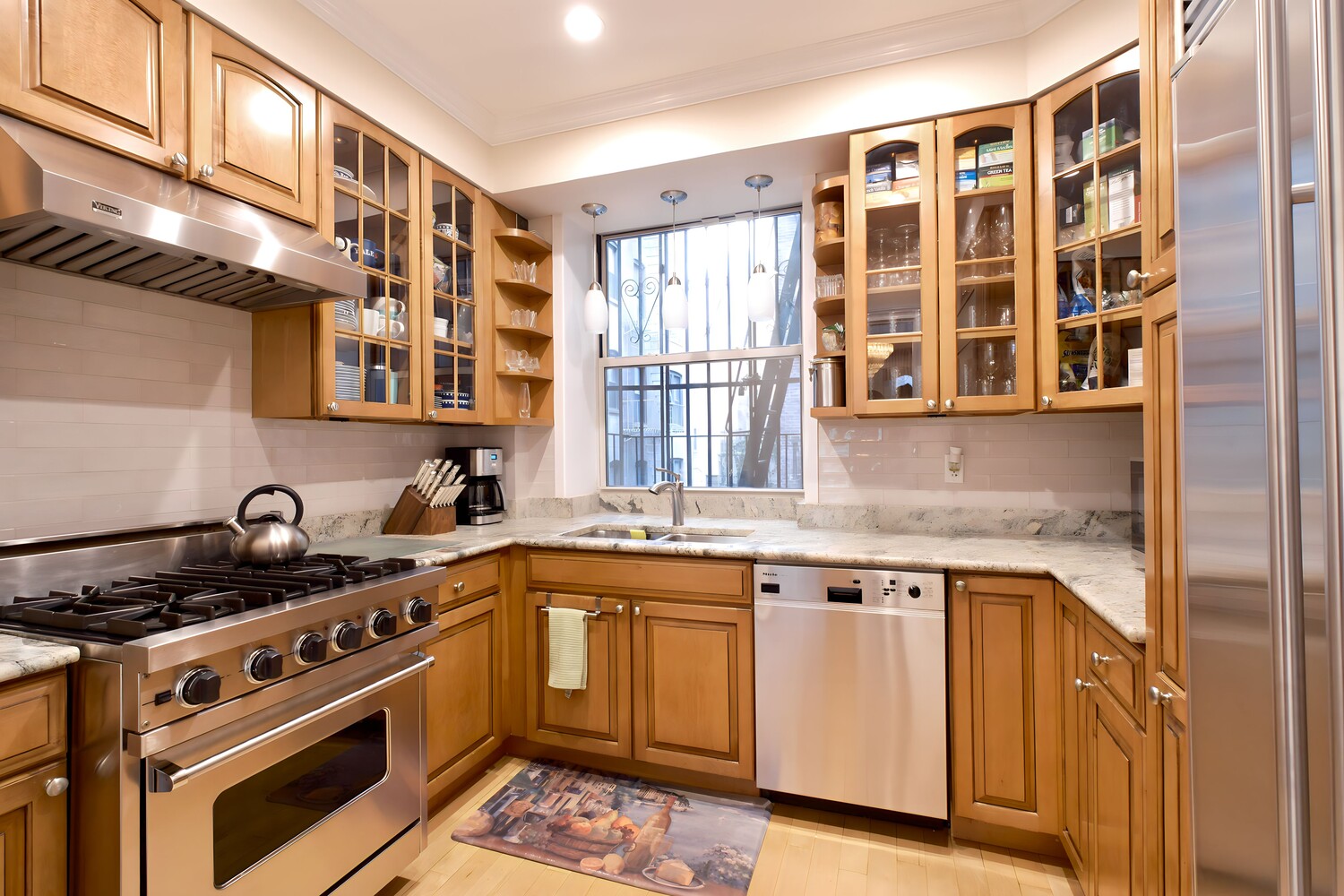 #4 photo, 311 W 97TH Street, マンハッタン Upper West Side , NY 10025