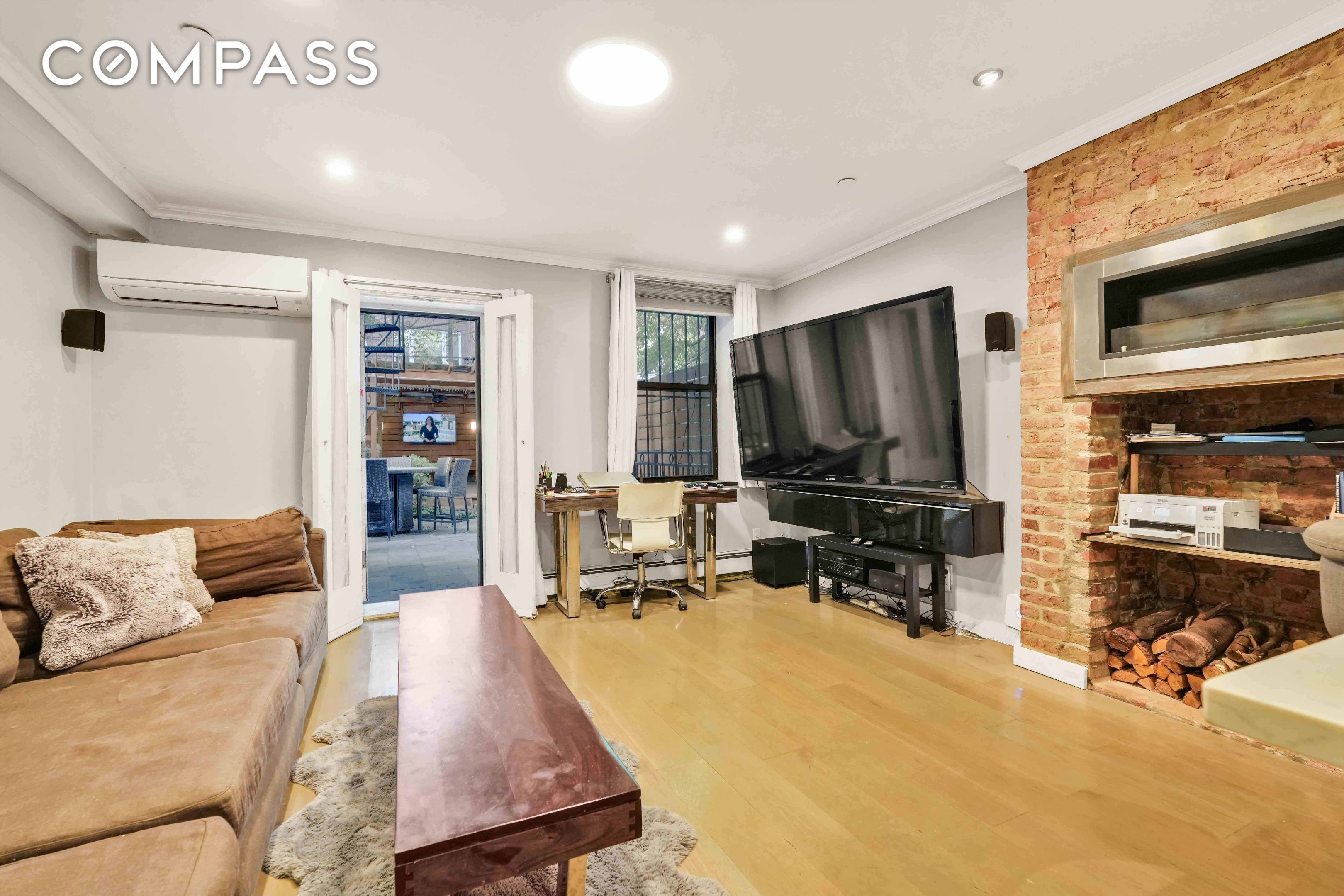 #8 photo, 288 St James Place, Clinton Hill , NY 11238