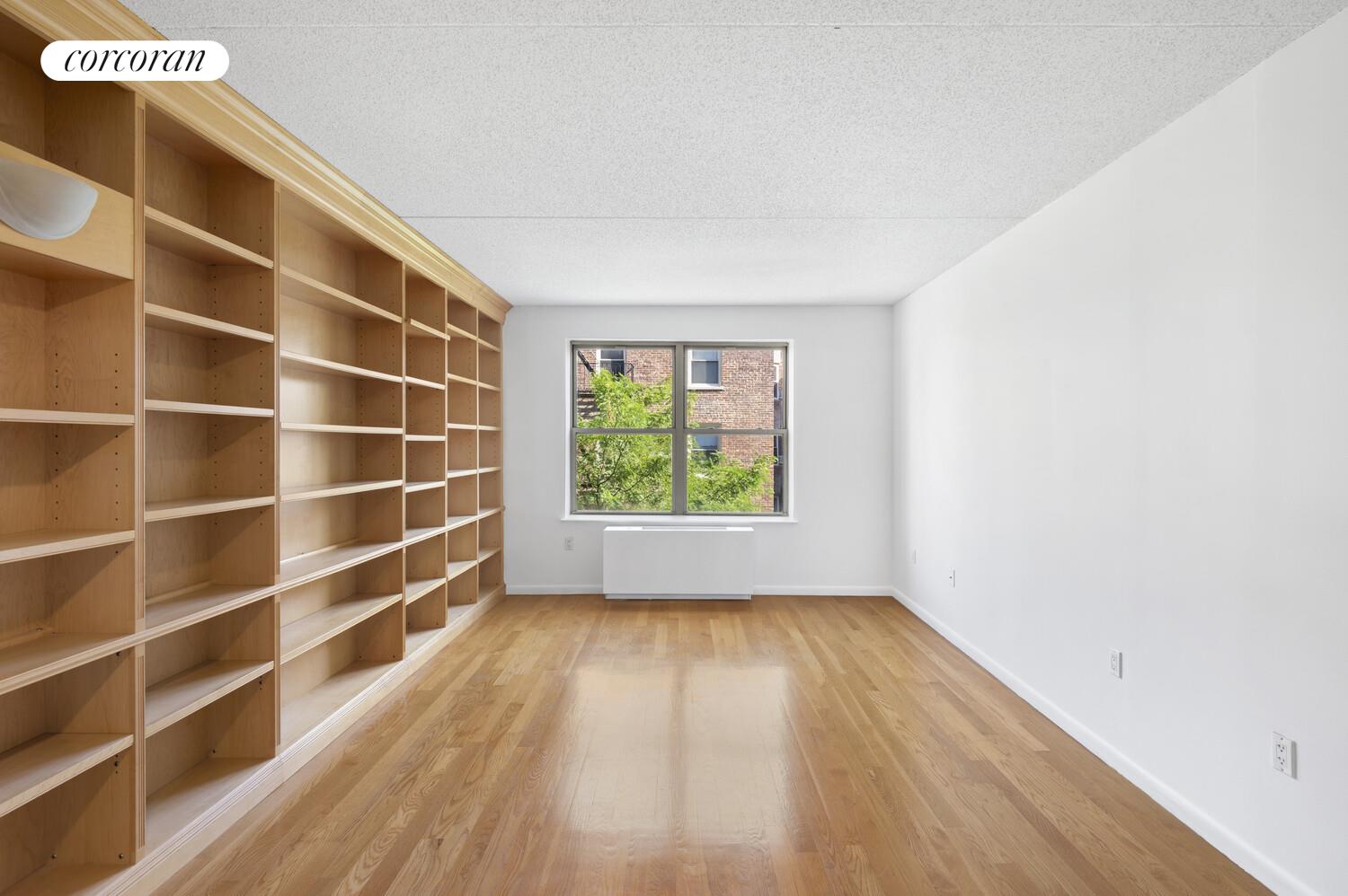 #7 photo, 736 W 187TH Street, Hudson Heights , NY 10033