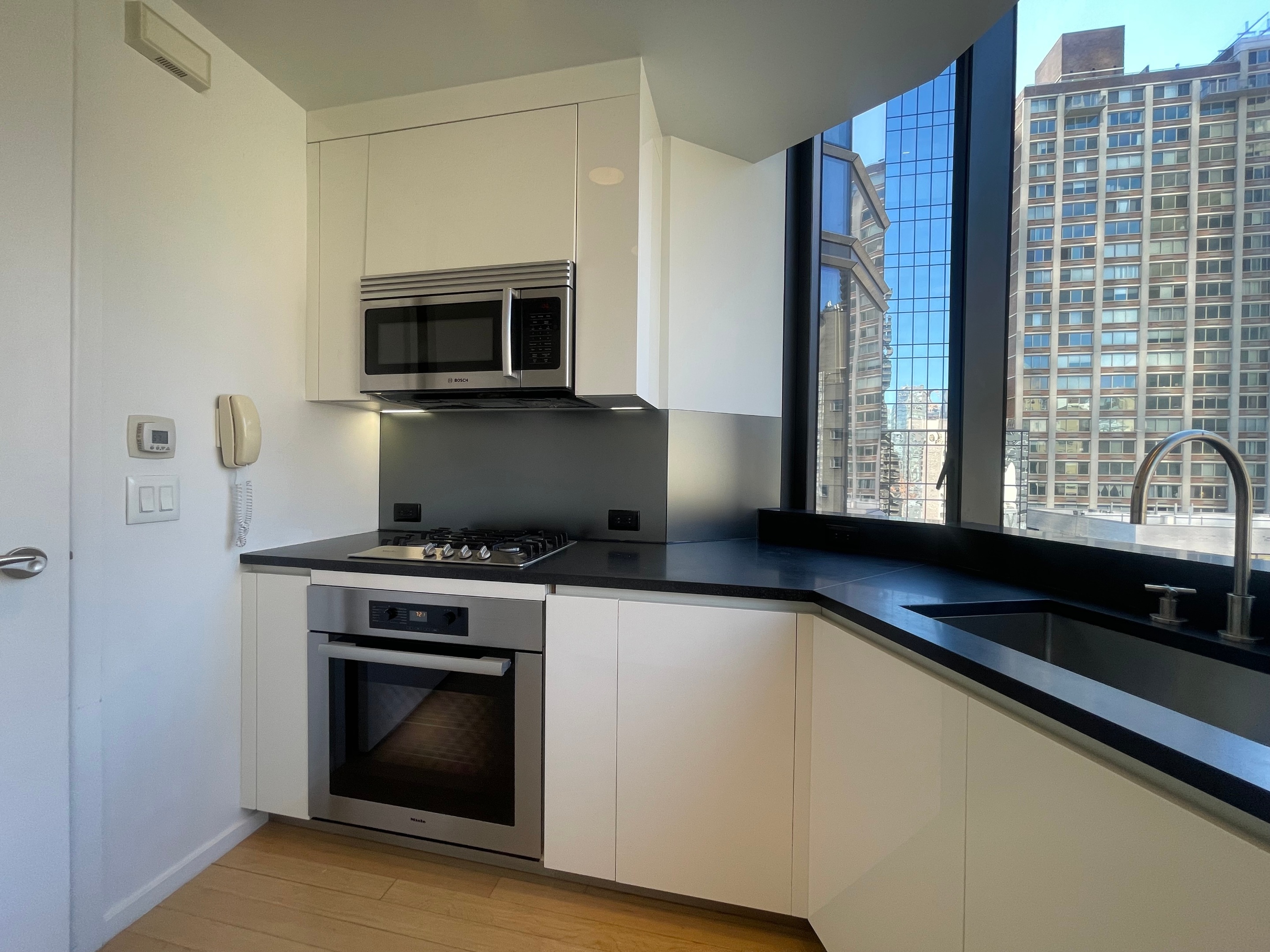 #10 photo, 50 United Nations Plaza, Turtle Bay , NY 10017