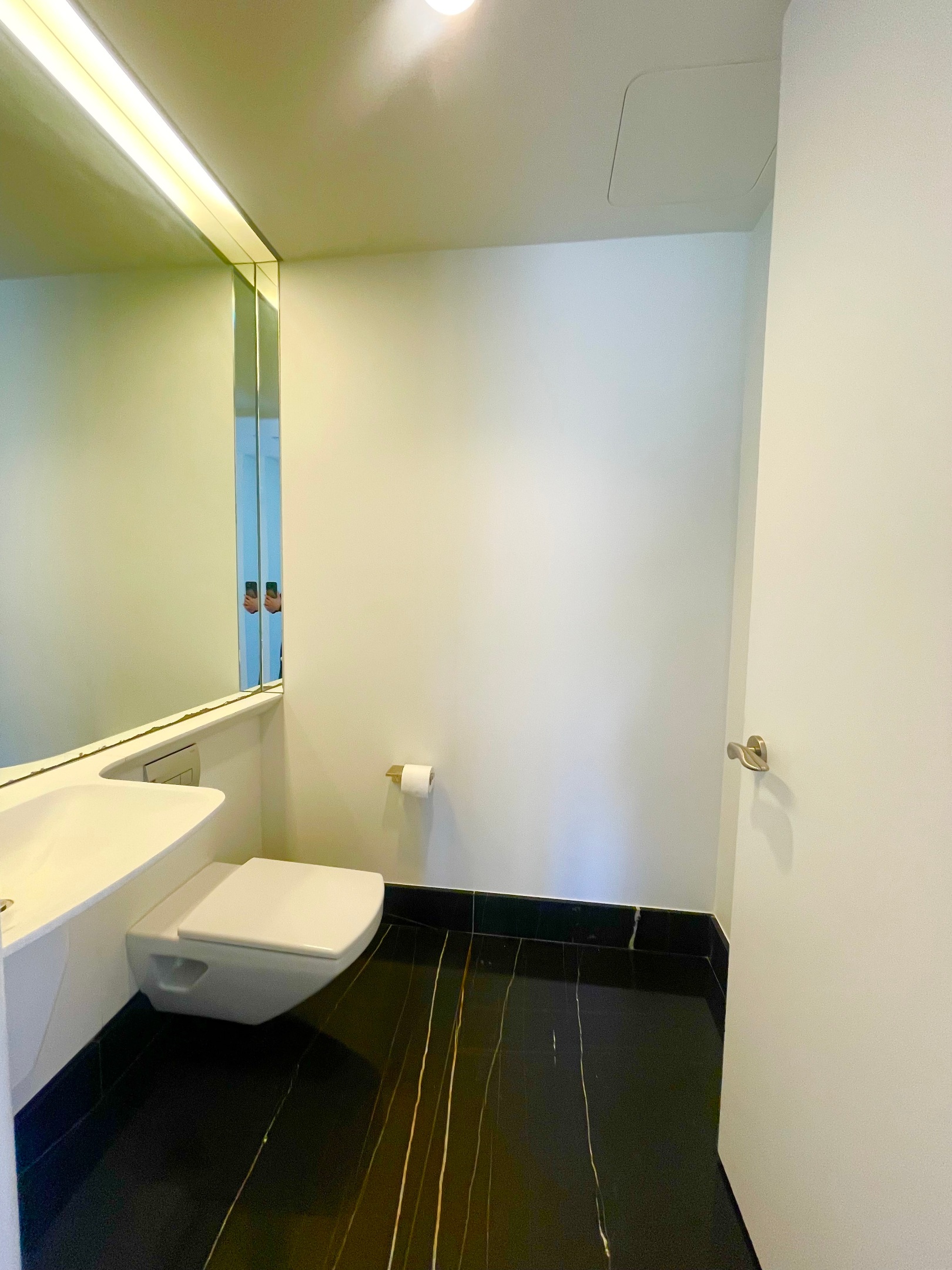 #5 photo, 50 United Nations Plaza, Turtle Bay , NY 10017