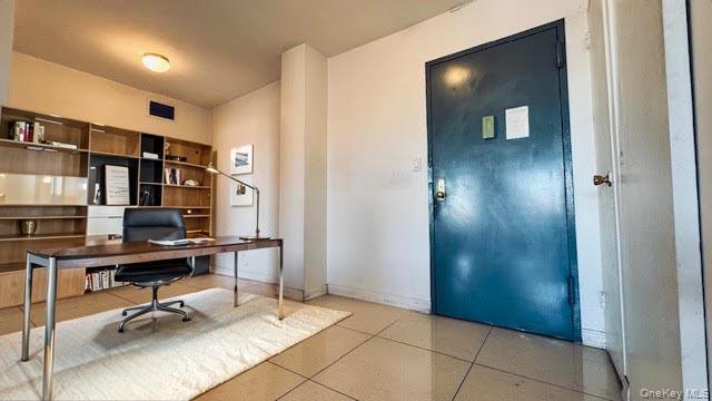 #3 photo, 43-10 Kissena Boulevard, クイーンズ区 Flushing , NY 11355