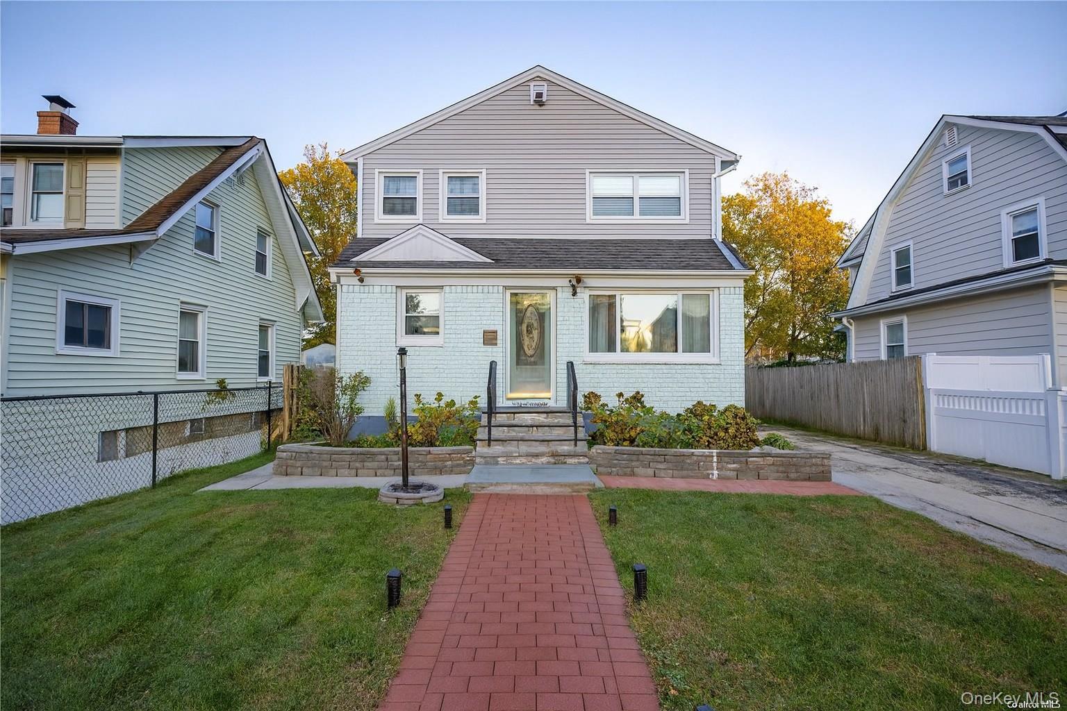 #1 photo, 32 Stowe Place, ナッソー郡 Hempstead , NY 11550