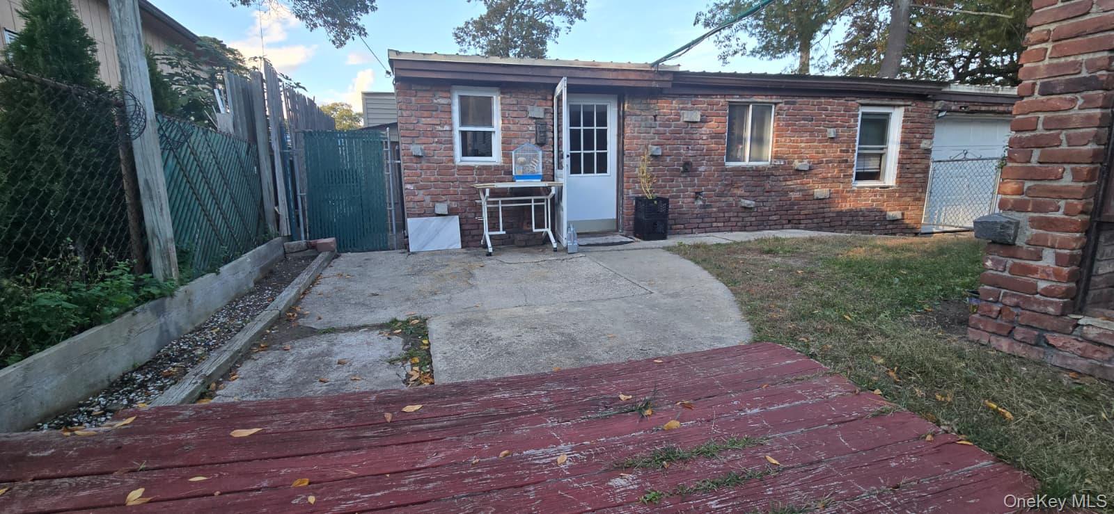 #3 photo, 35 Cedarhurst Avenue, サフォーク郡 Selden , NY 11784