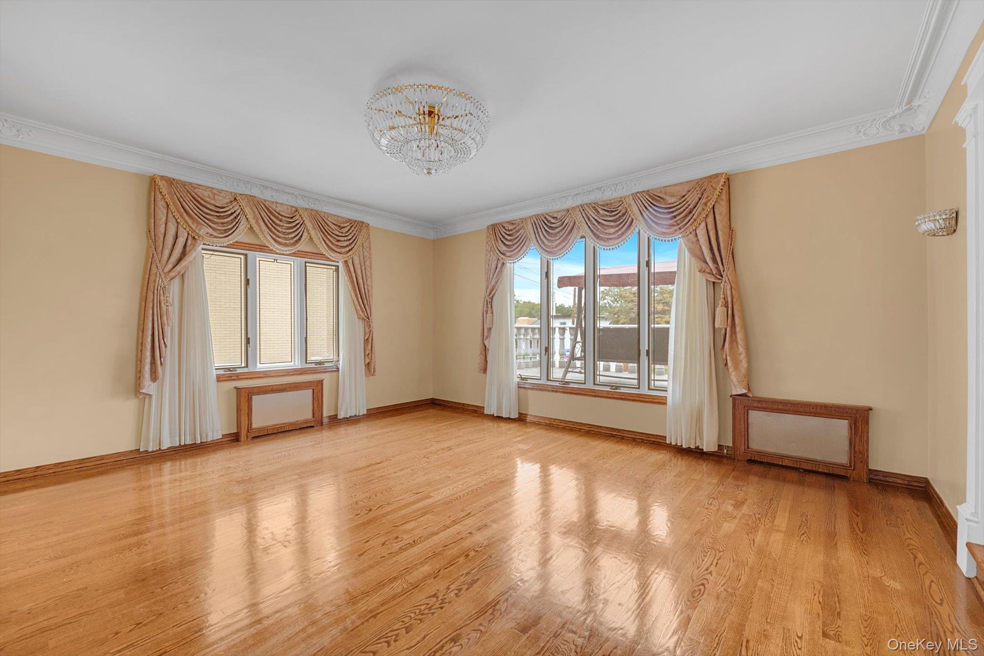 #4 photo, 85-66 188th Street, Hollis , NY 11423