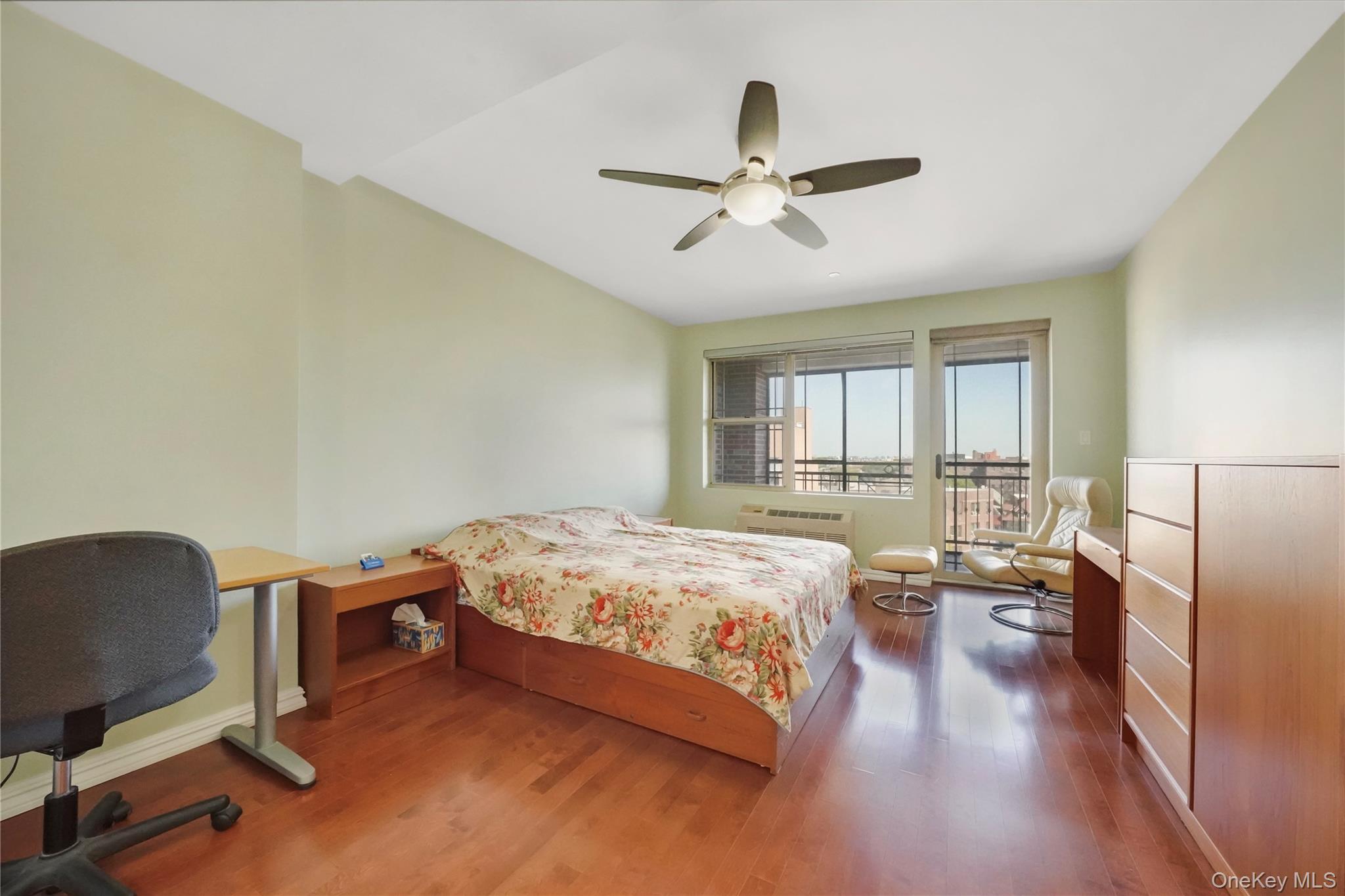 #14 photo, 40-40 75th Street, クイーンズ区 Jackson Heights , NY 11373