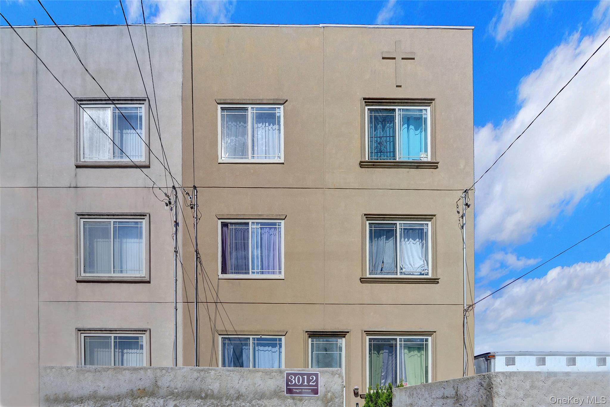 #4 photo, 3012 Seagirt Avenue, クイーンズ区 Far Rockaway , NY 11691