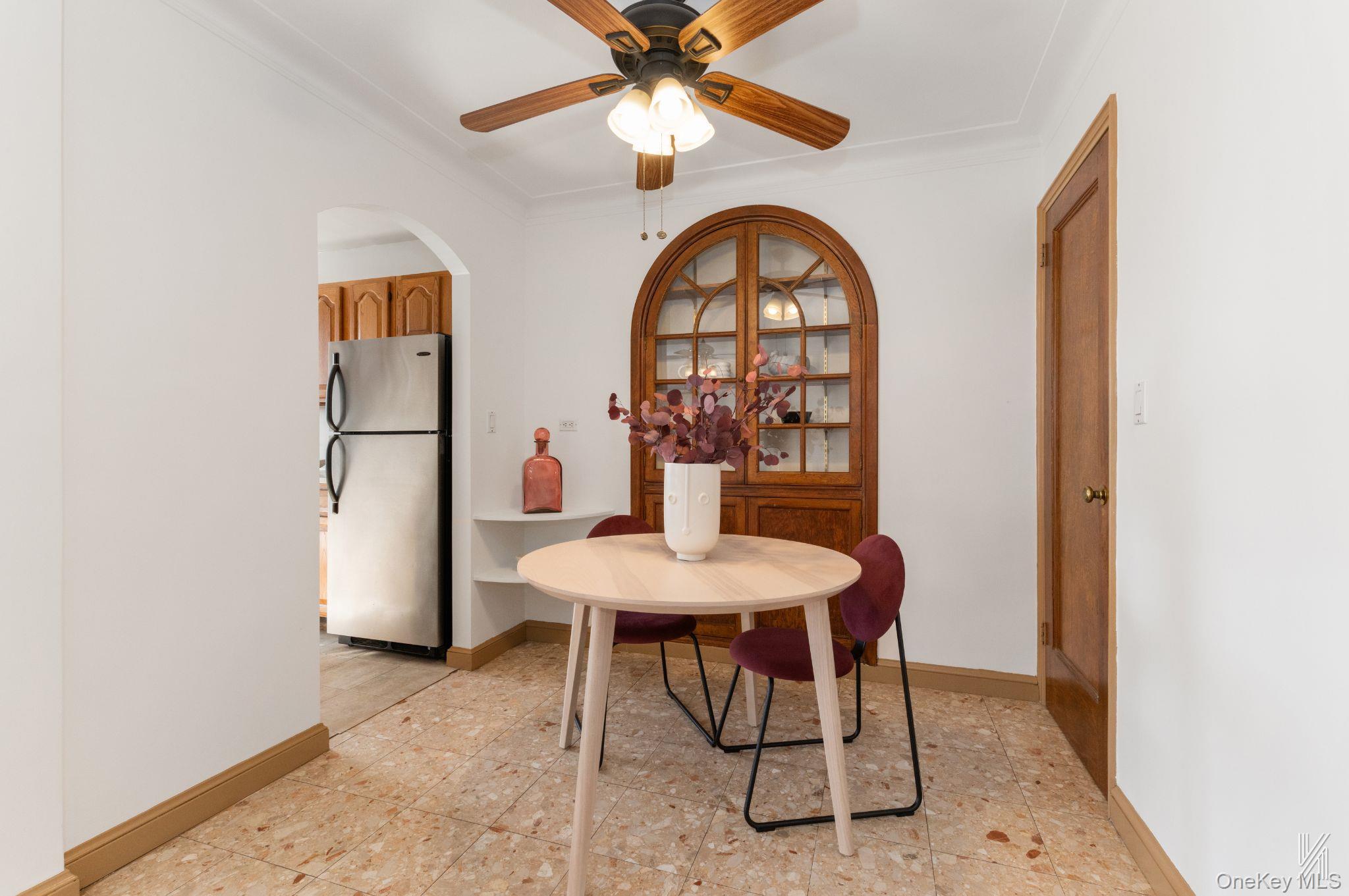 #8 photo, 25-40 31st Avenue, クイーンズ区 Astoria , NY 11106