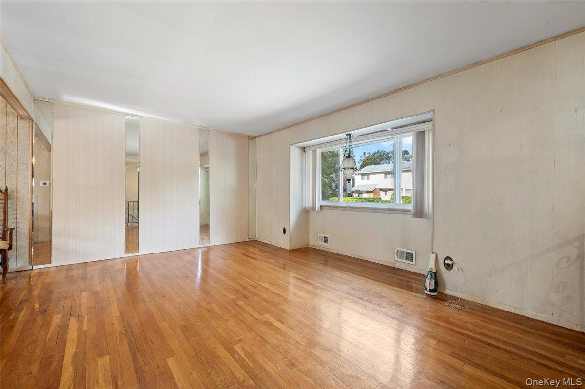 #5 photo, 330 Key Place, ナッソー郡 Jericho , NY 11753