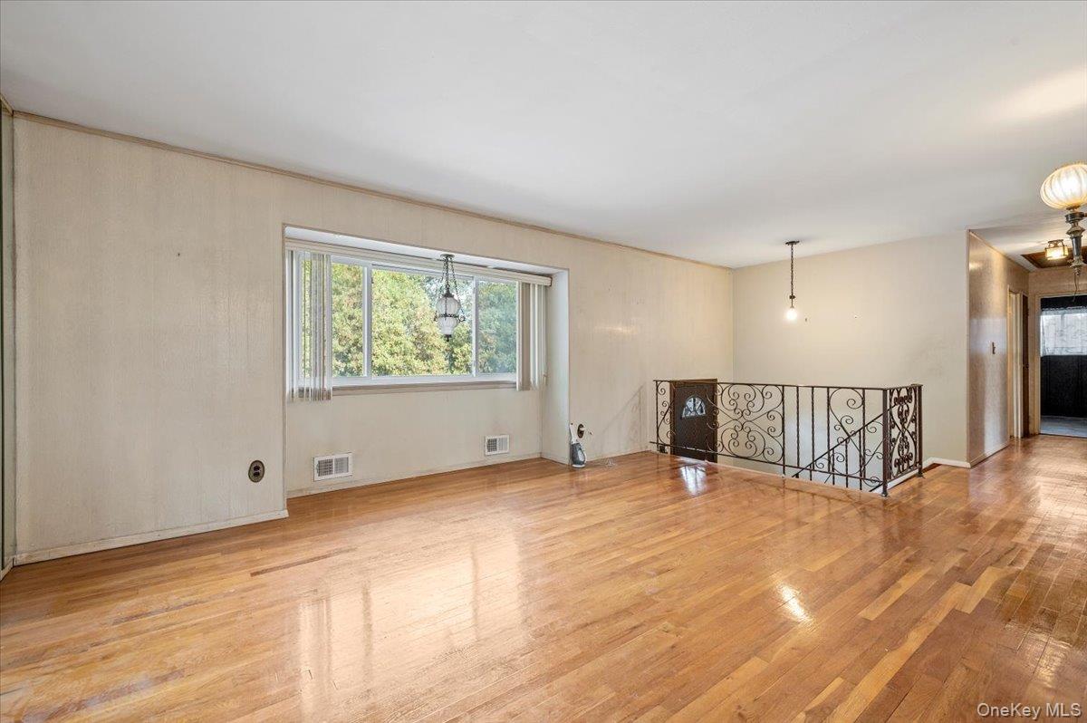 #6 photo, 330 Key Place, ナッソー郡 Jericho , NY 11753