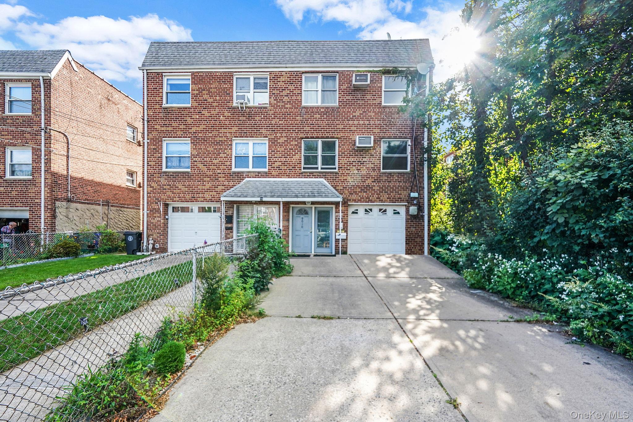 #1 photo, 9010 70th Drive, كوينز Forest Hills , NY 11375