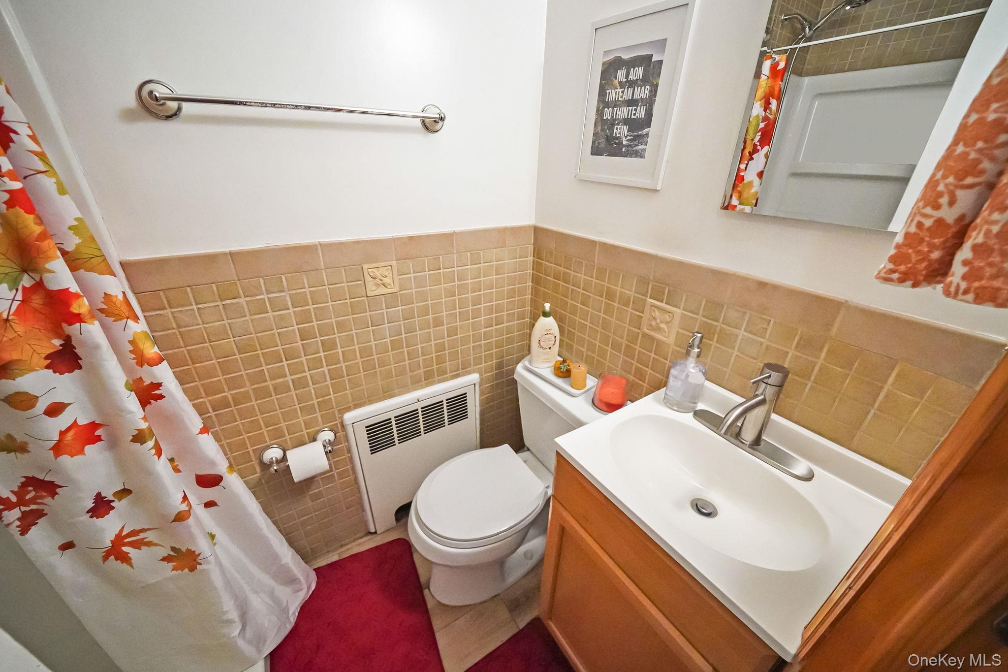 #13 photo, 9010 70th Drive, كوينز Forest Hills , NY 11375