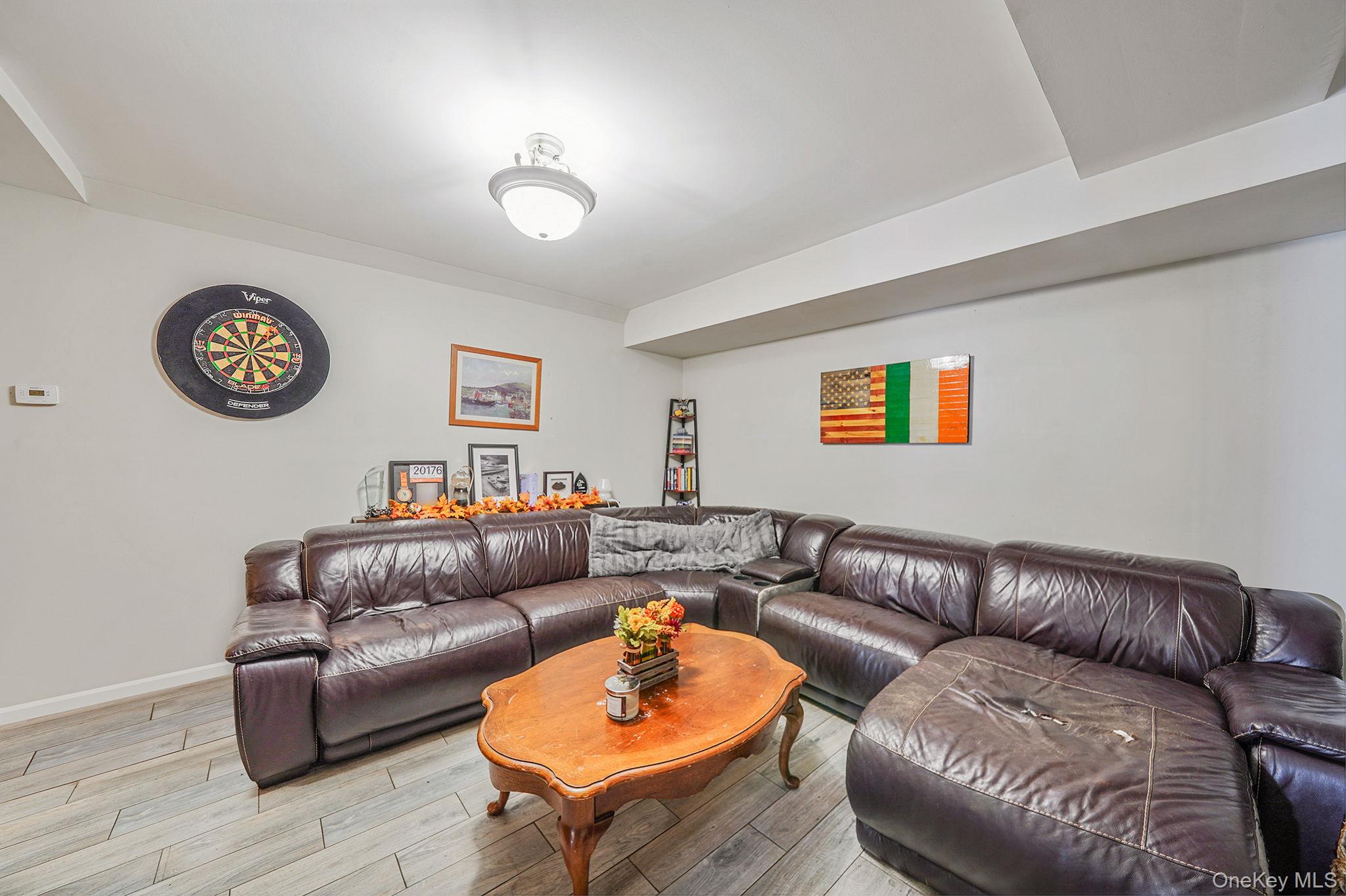 #5 photo, 9010 70th Drive, كوينز Forest Hills , NY 11375