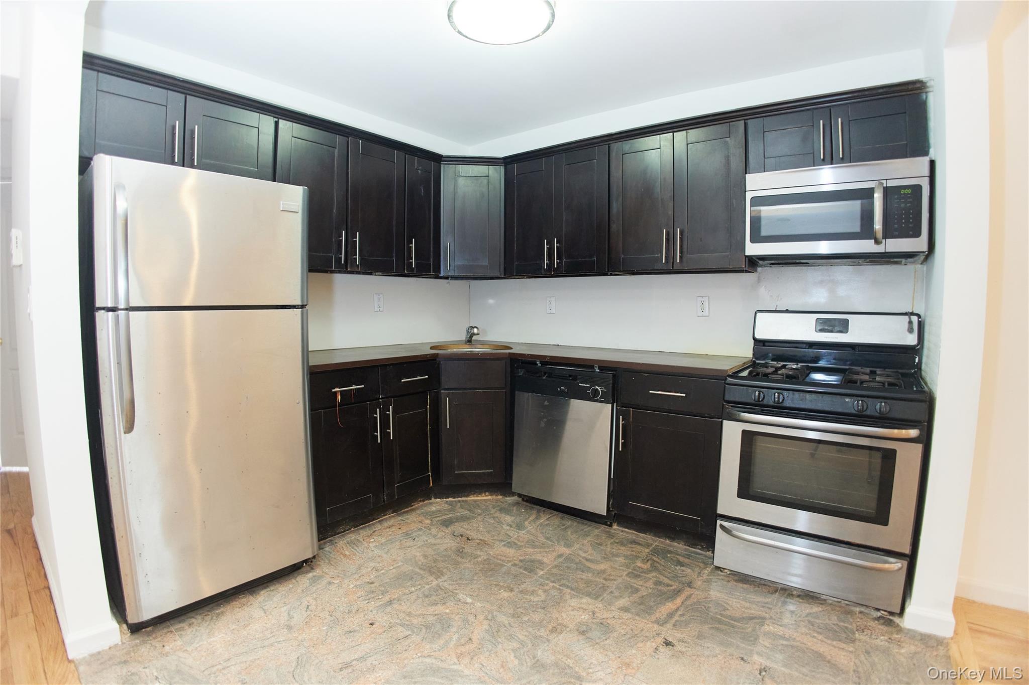 #9 photo, 1292 Saint Marks Avenue, ブルックリン区 Brooklyn , NY 11213