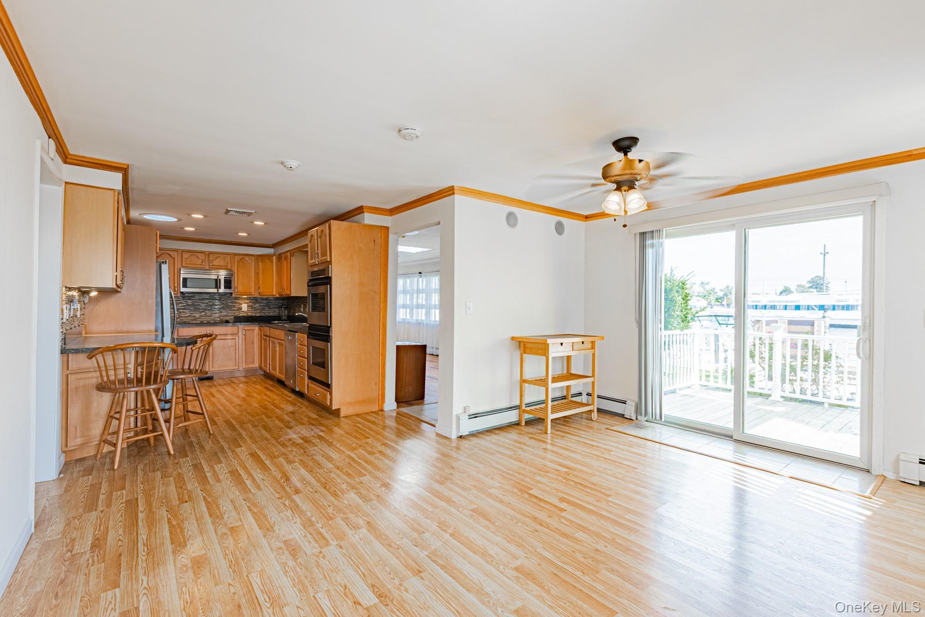 #6 photo, 97 Ocean Avenue, Bay Shore , NY 11706