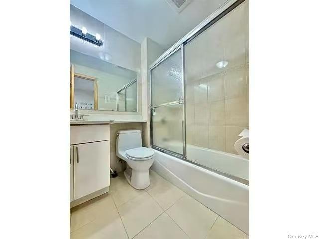 #7 photo, 114-02 14th Avenue, クイーンズ区 College Point , NY 11356