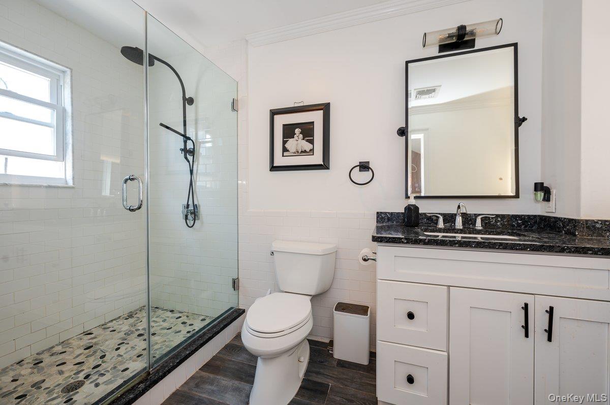 #13 photo, 79 Curley Street, ナッソー郡 Long Beach , NY 11561