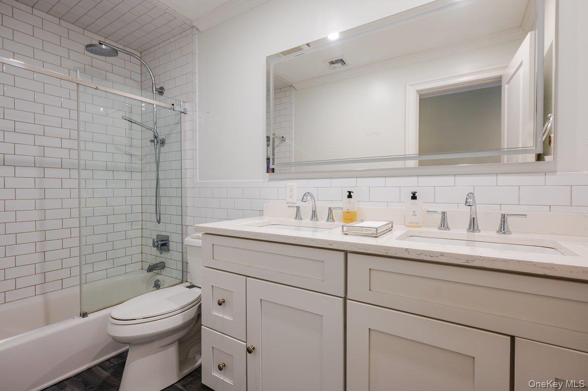 #19 photo, 79 Curley Street, ナッソー郡 Long Beach , NY 11561