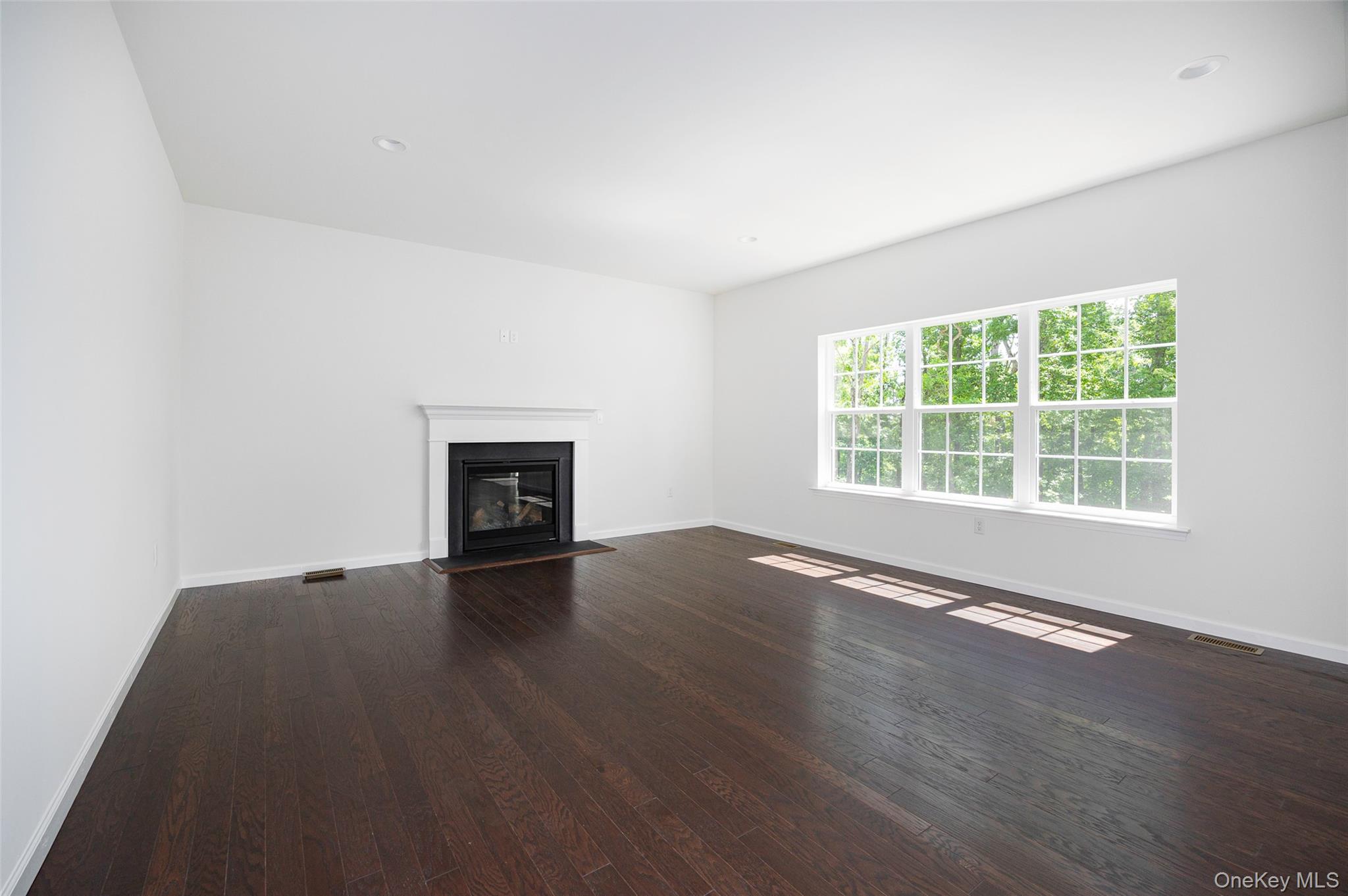 #7 photo, 2 Merrywood Road, Wappingers Falls , NY 12590