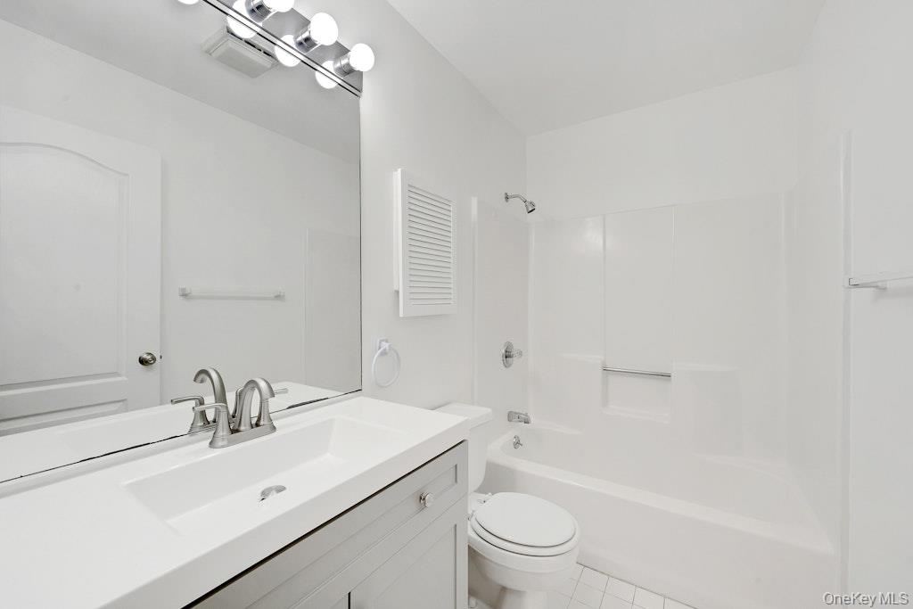 #16 photo, 2102 Martingale Drive, Carmel , NY 10512