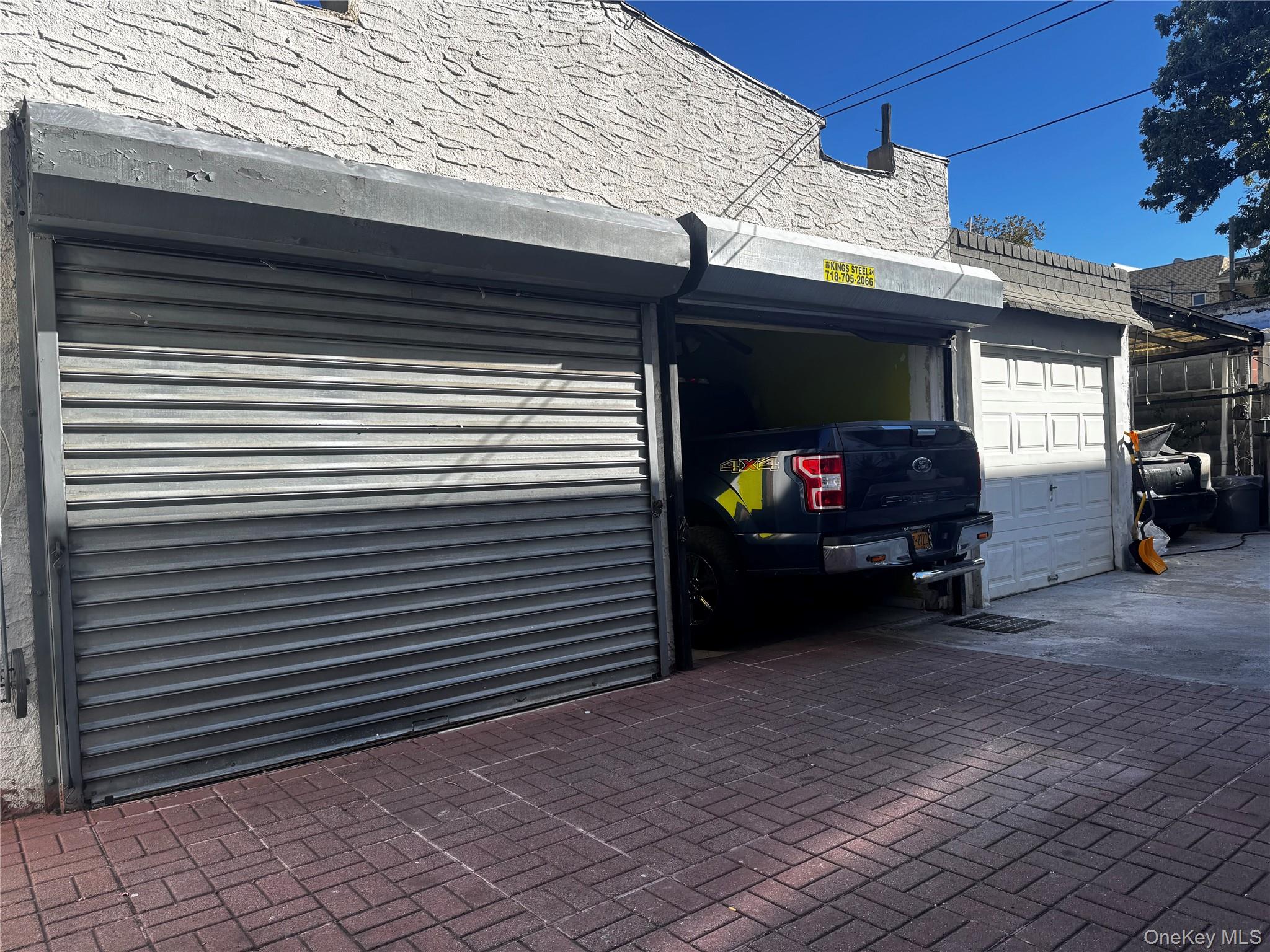 #4 photo, 97-40 Corona Ave, クイーンズ区 Corona , NY 11368