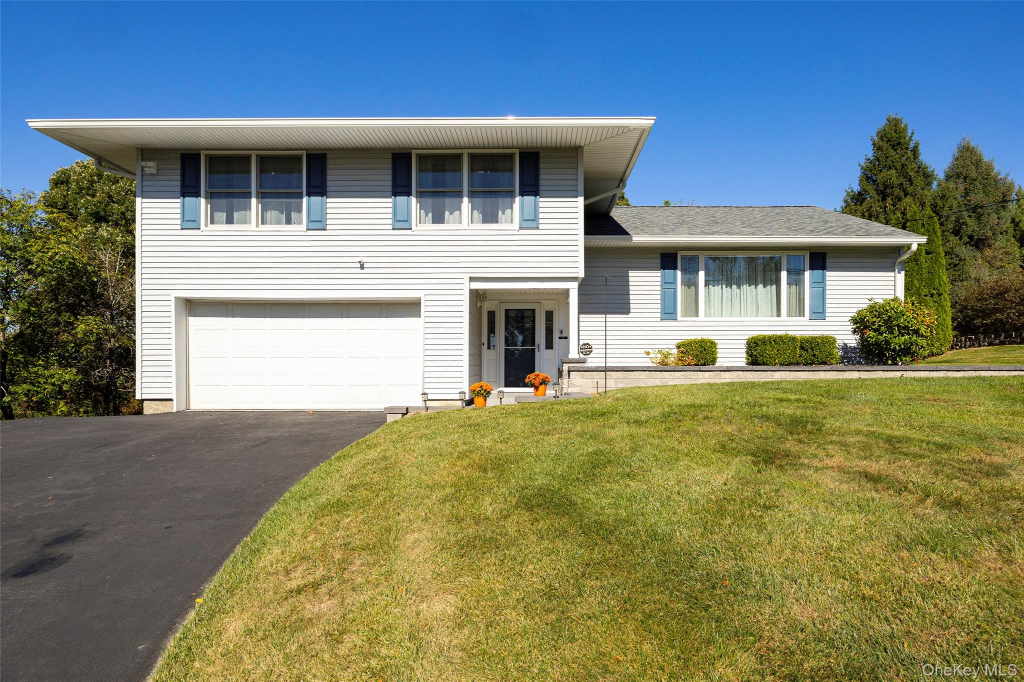 #1 photo, 123 Cider Mill Loop, Wappingers Falls , NY 12590