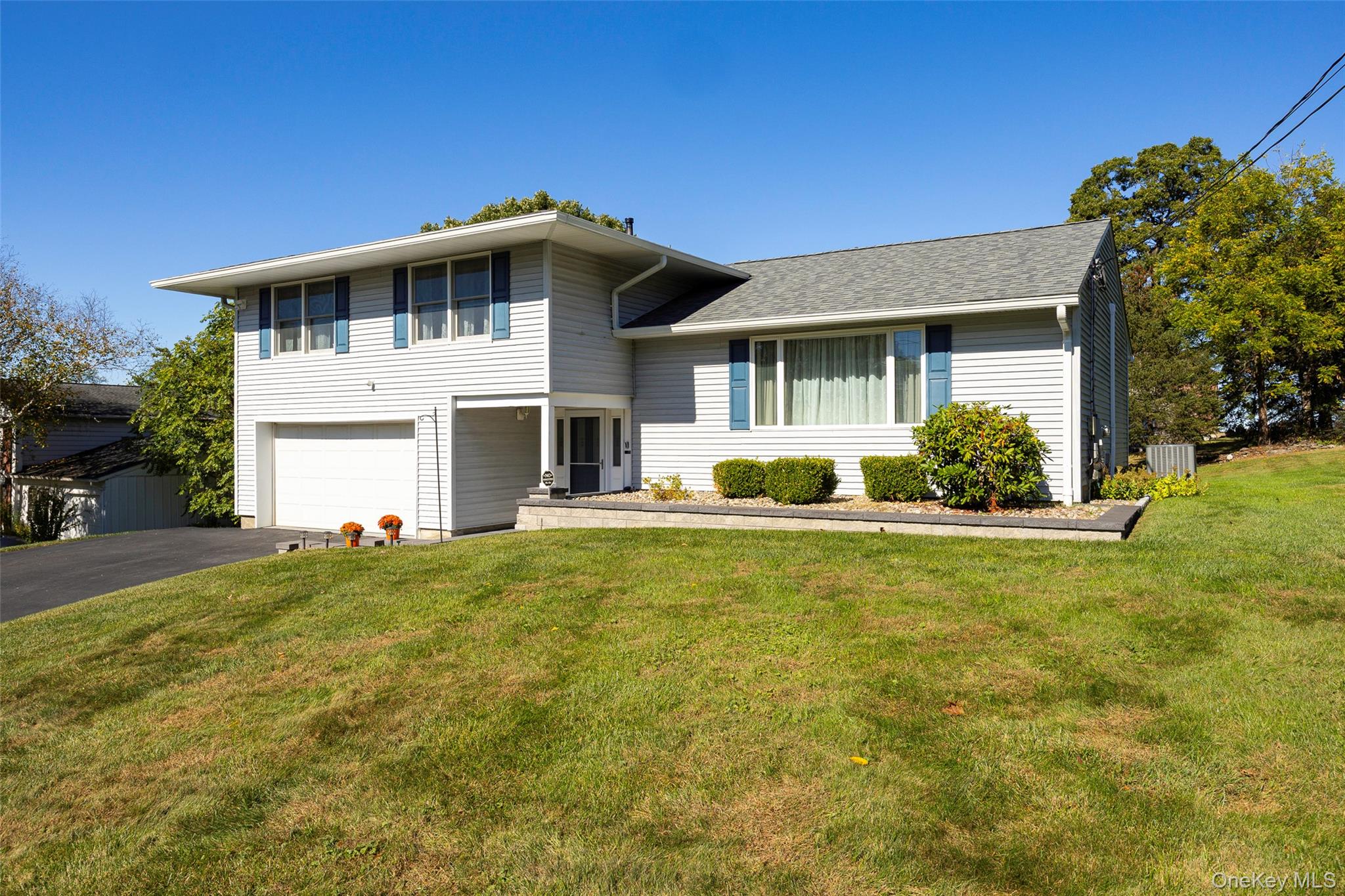 #2 photo, 123 Cider Mill Loop, Wappingers Falls , NY 12590