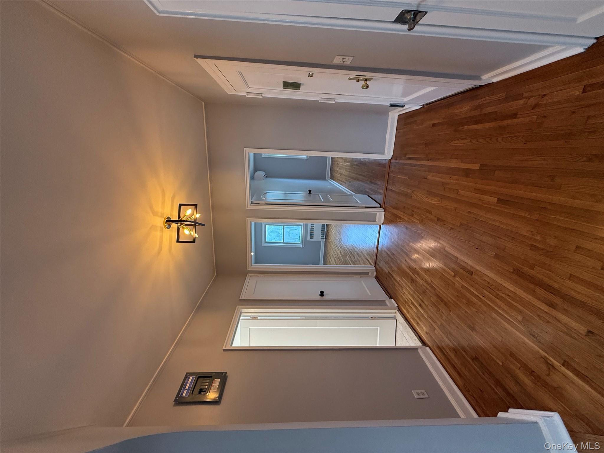 #8 photo, 3938 Amundson Avenue, Bronx , NY 10466