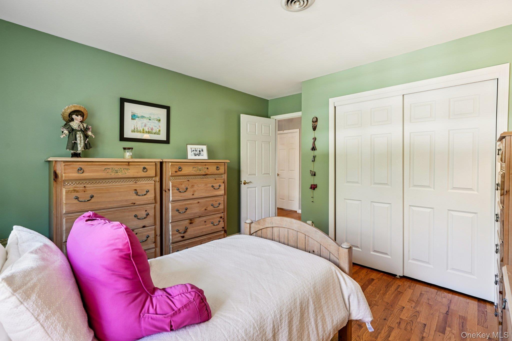 #19 photo, 319 Bliss Lane, Valley Cottage , NY 10989