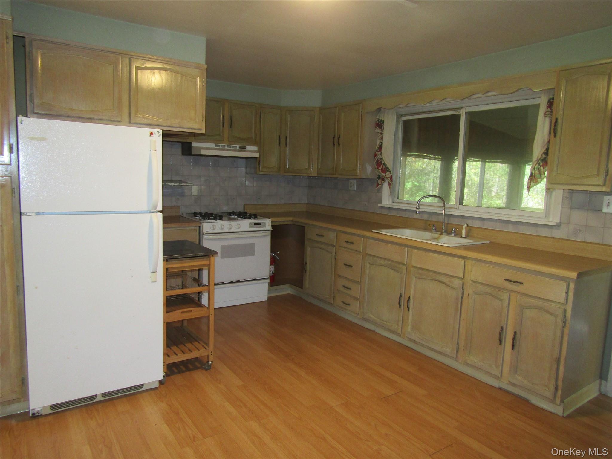 #8 photo, 3 Marshall Drive, Poughkeepsie , NY 12601