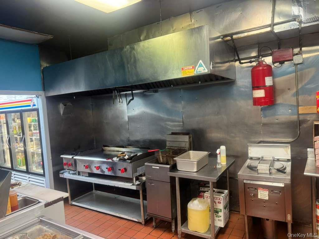 #9 photo, 106-13 GUY R BREWER BLVD, クイーンズ区 Jamaica , NY 11433