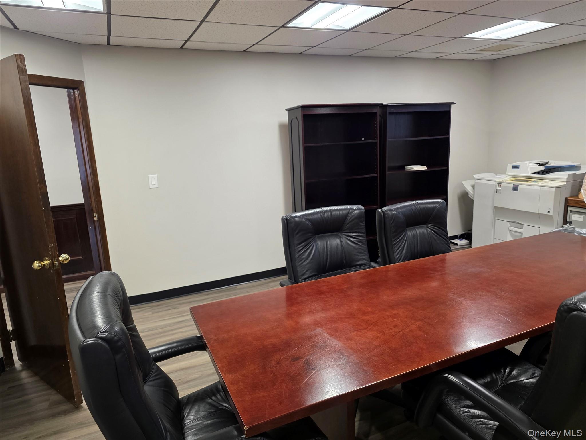 #13 photo, 98-100 Willis Avenue, ナッソー郡 Mineola , NY 11501