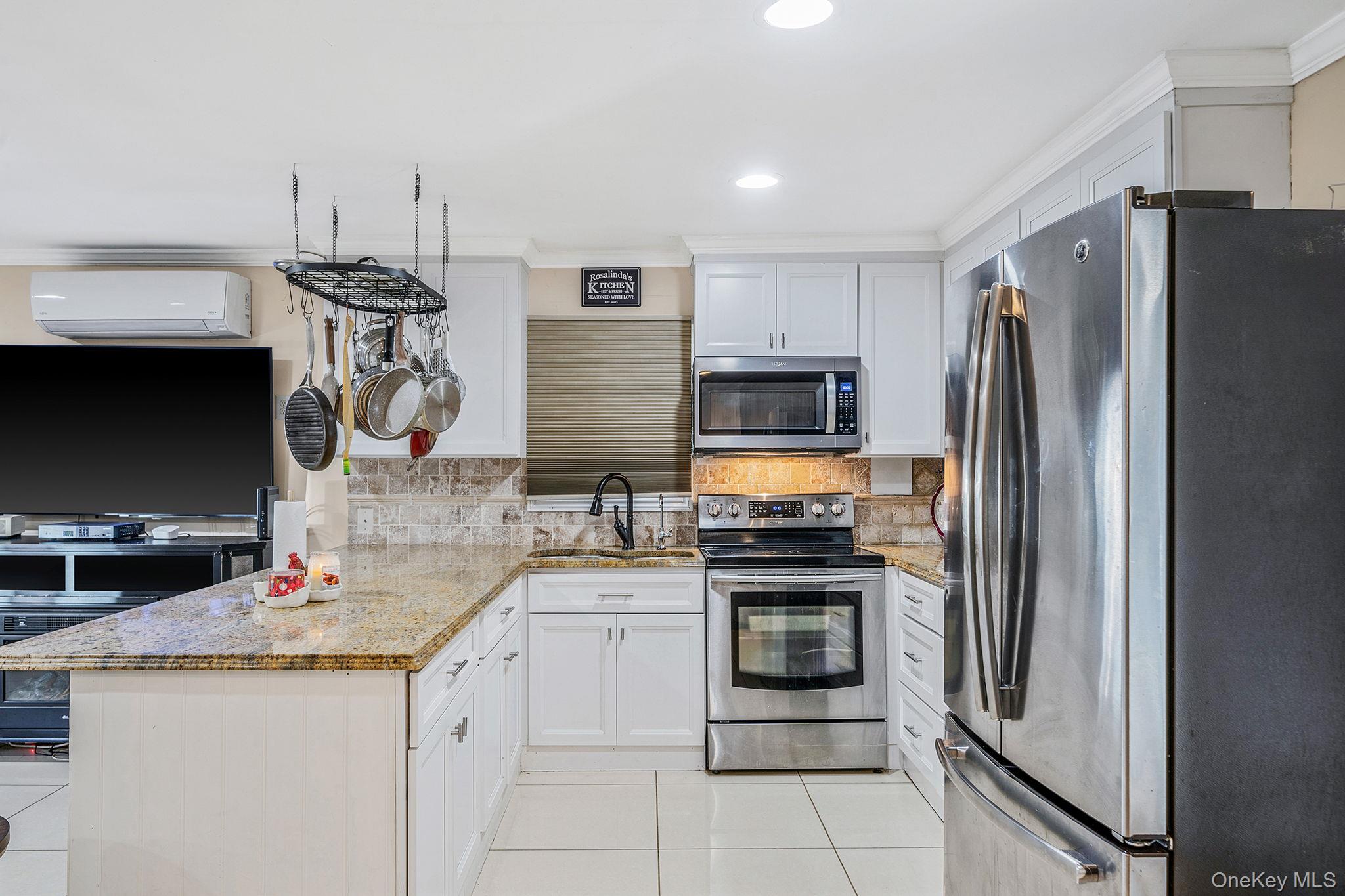 #11 photo, 7 Albermarle Avenue, サフォーク郡 Holtsville , NY 11742