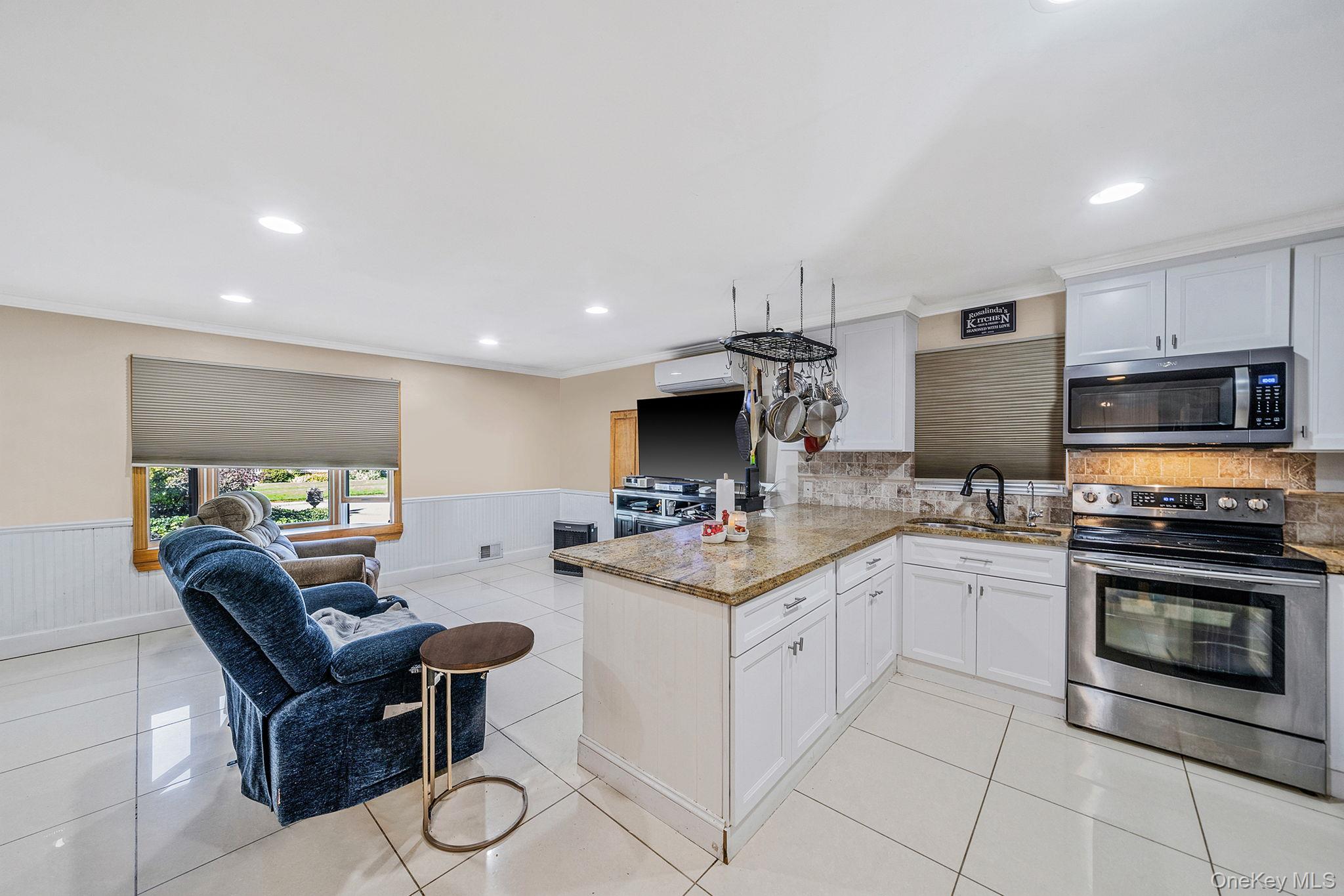 #13 photo, 7 Albermarle Avenue, サフォーク郡 Holtsville , NY 11742