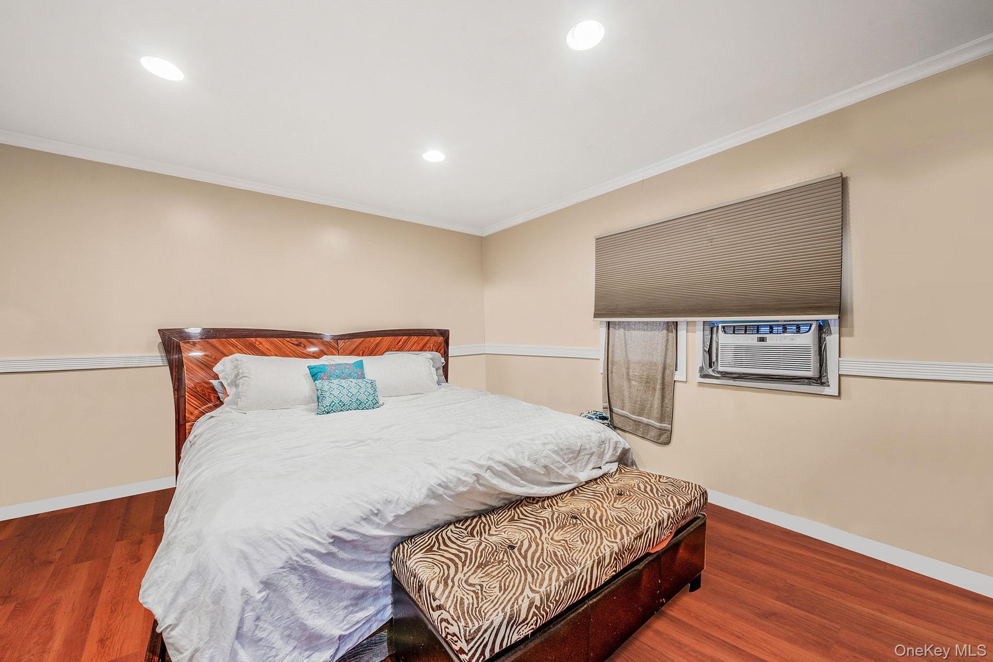 #18 photo, 7 Albermarle Avenue, サフォーク郡 Holtsville , NY 11742