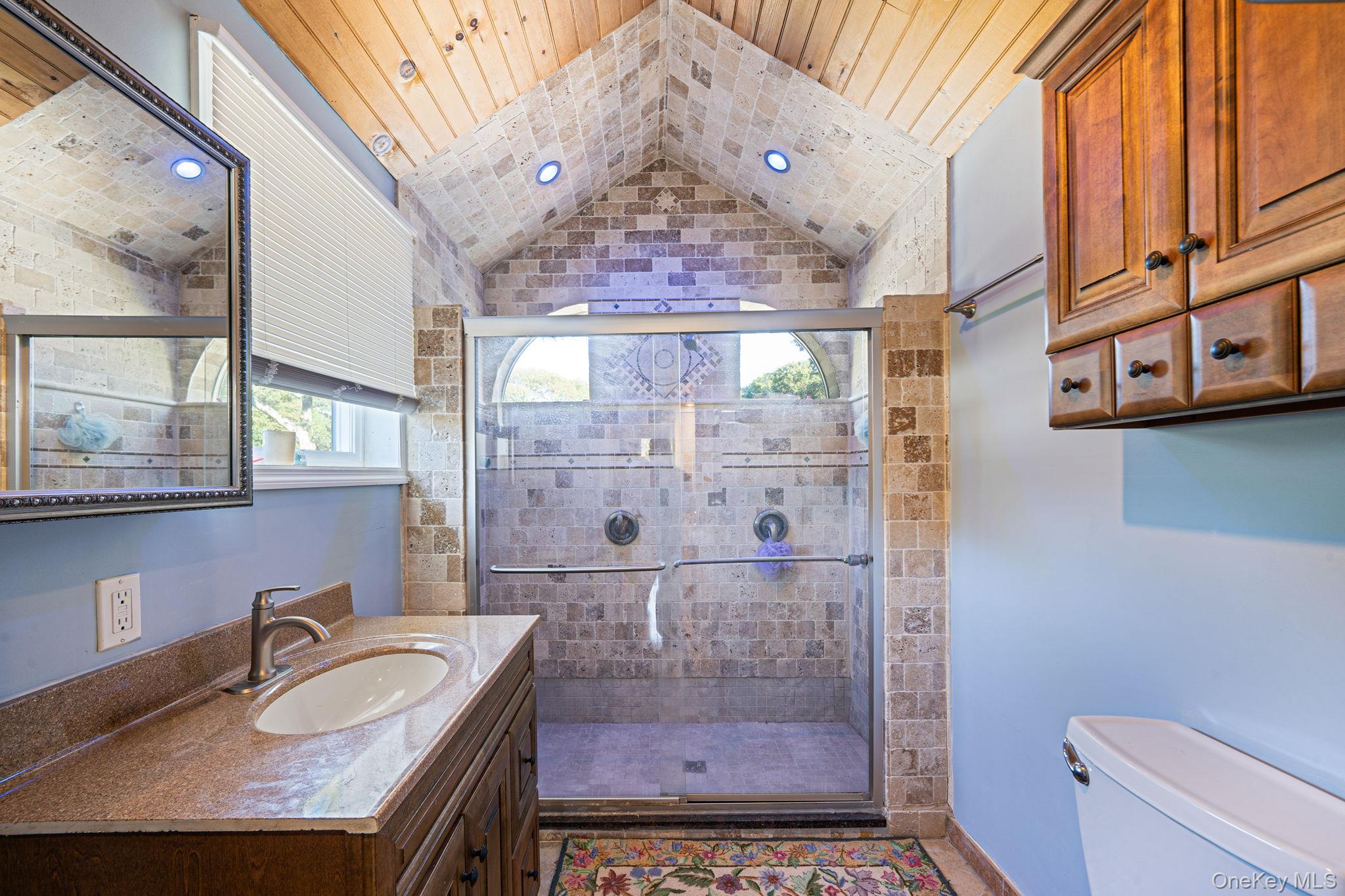 #19 photo, 7 Albermarle Avenue, サフォーク郡 Holtsville , NY 11742