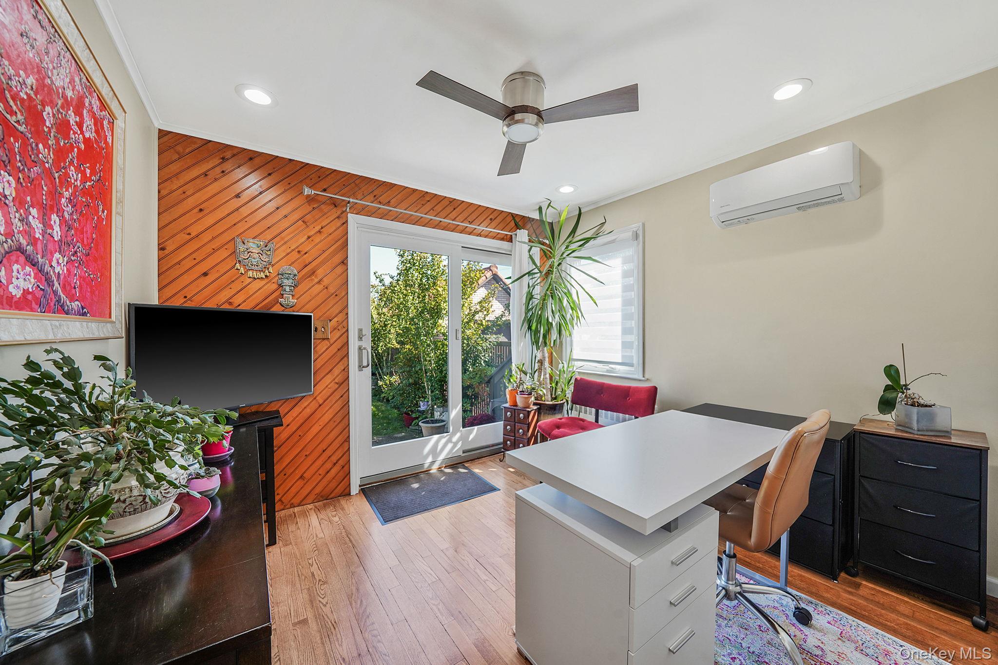 #15 photo, 8133 260th Street, クイーンズ区 Glen Oaks , NY 11004