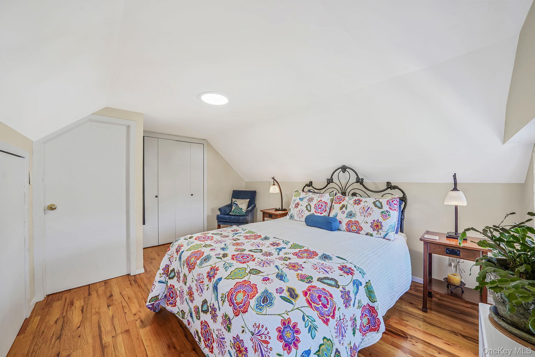 #19 photo, 8133 260th Street, クイーンズ区 Glen Oaks , NY 11004