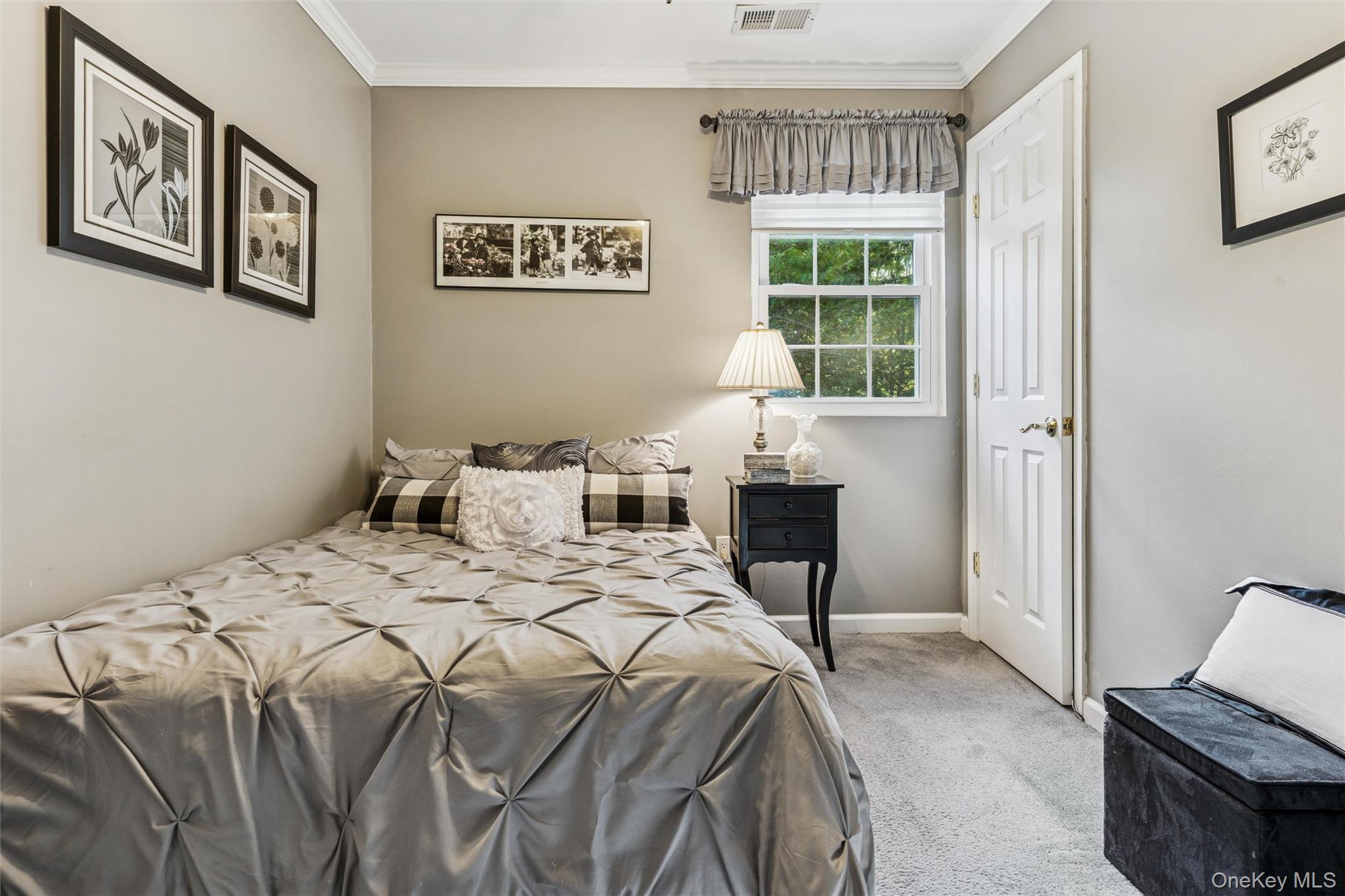 #13 photo, 22 Huntington Commons, 东长岛 Yaphank , NY 11980