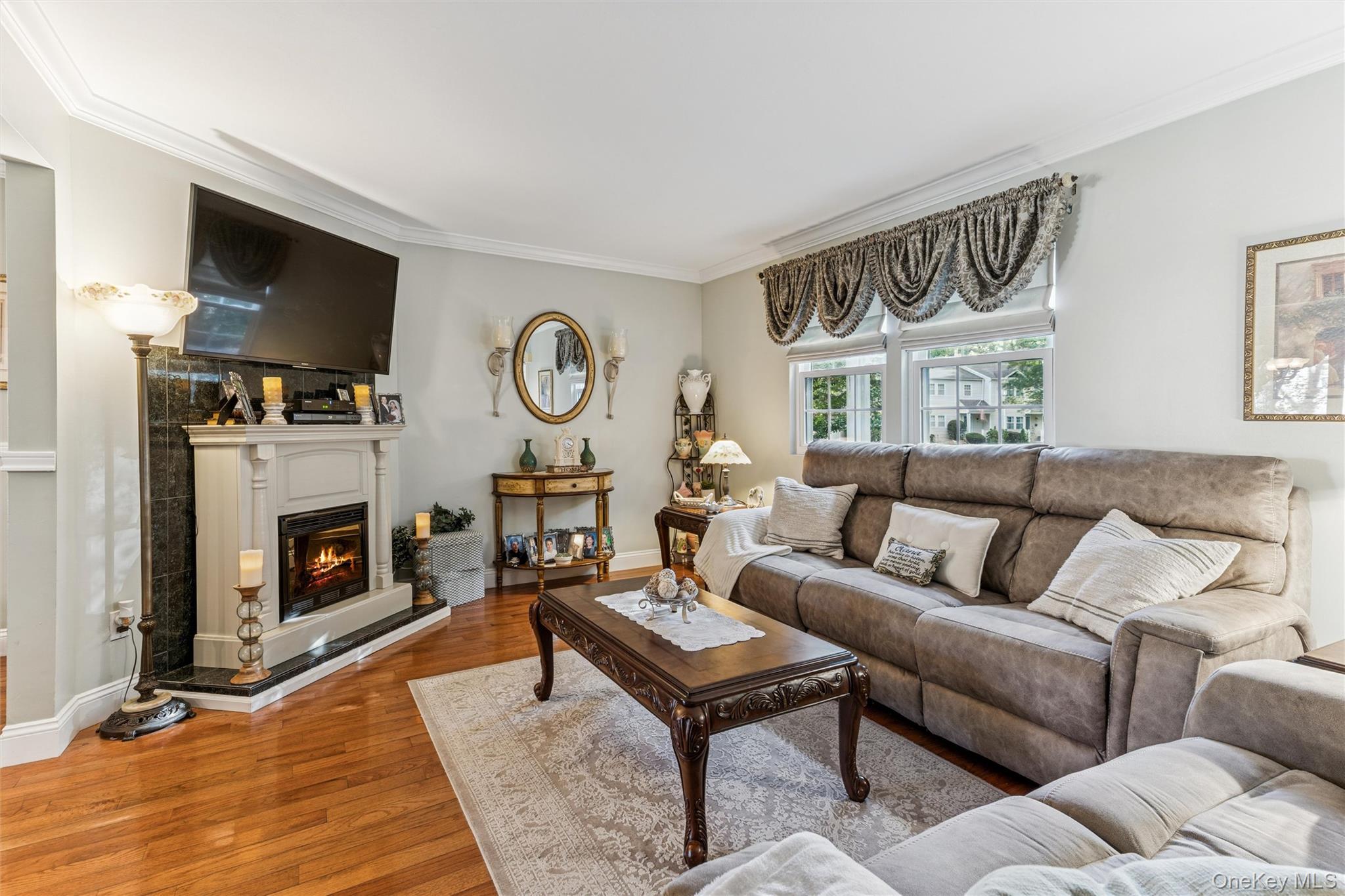 #2 photo, 22 Huntington Commons, 东长岛 Yaphank , NY 11980