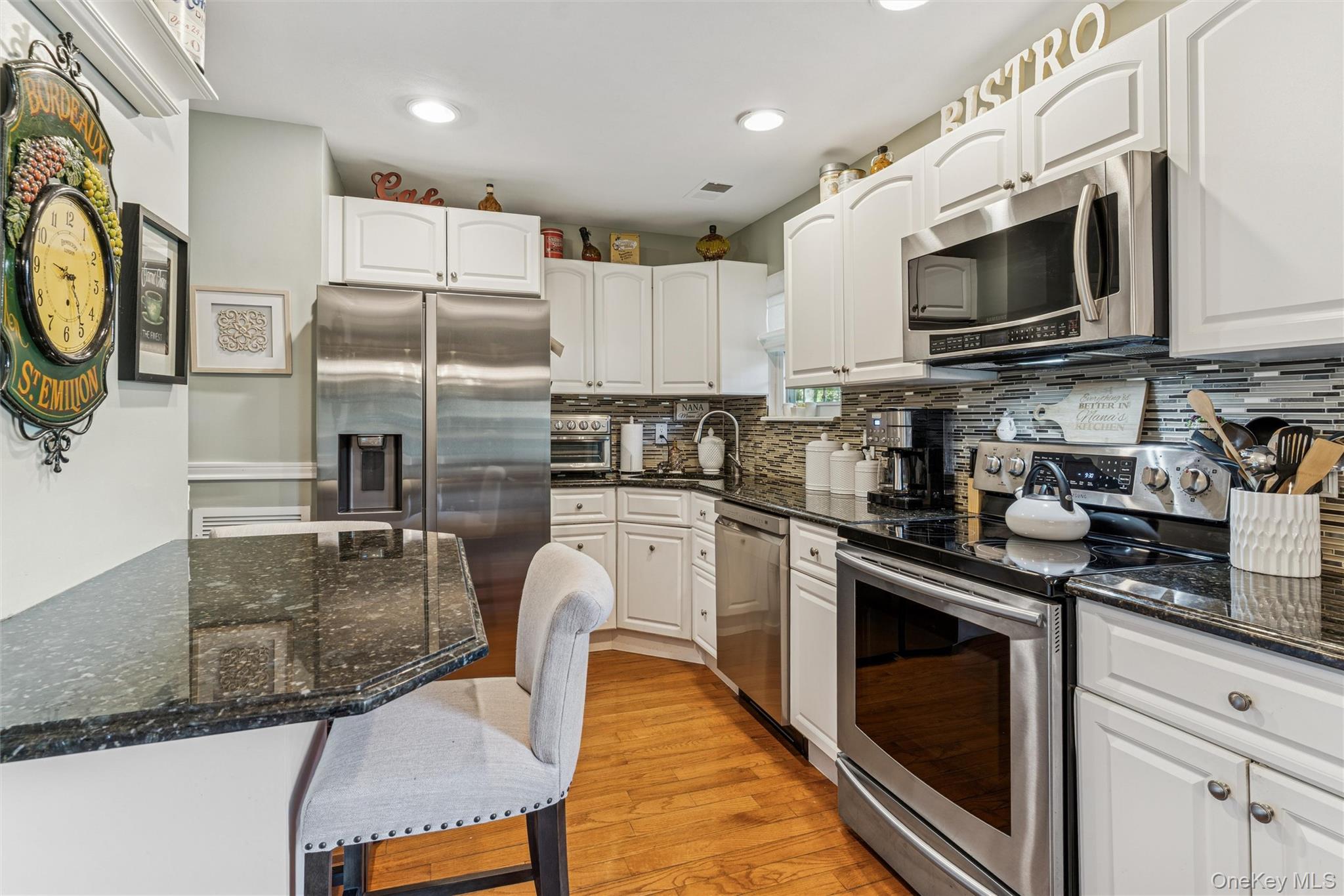 #5 photo, 22 Huntington Commons, 东长岛 Yaphank , NY 11980