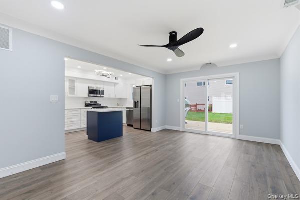 #11 photo, 2733 Schleigel Boulevard, サフォーク郡 Amityville , NY 11701