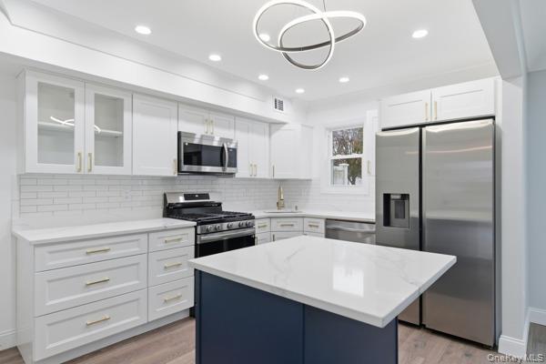 #7 photo, 2733 Schleigel Boulevard, サフォーク郡 Amityville , NY 11701