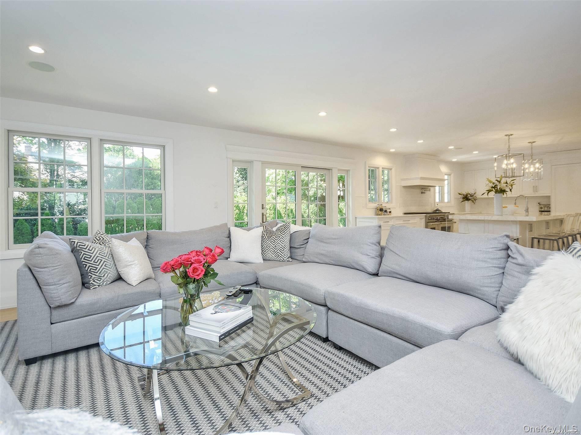 #12 photo, 79 Reid Avenue, Port Washington , NY 11050