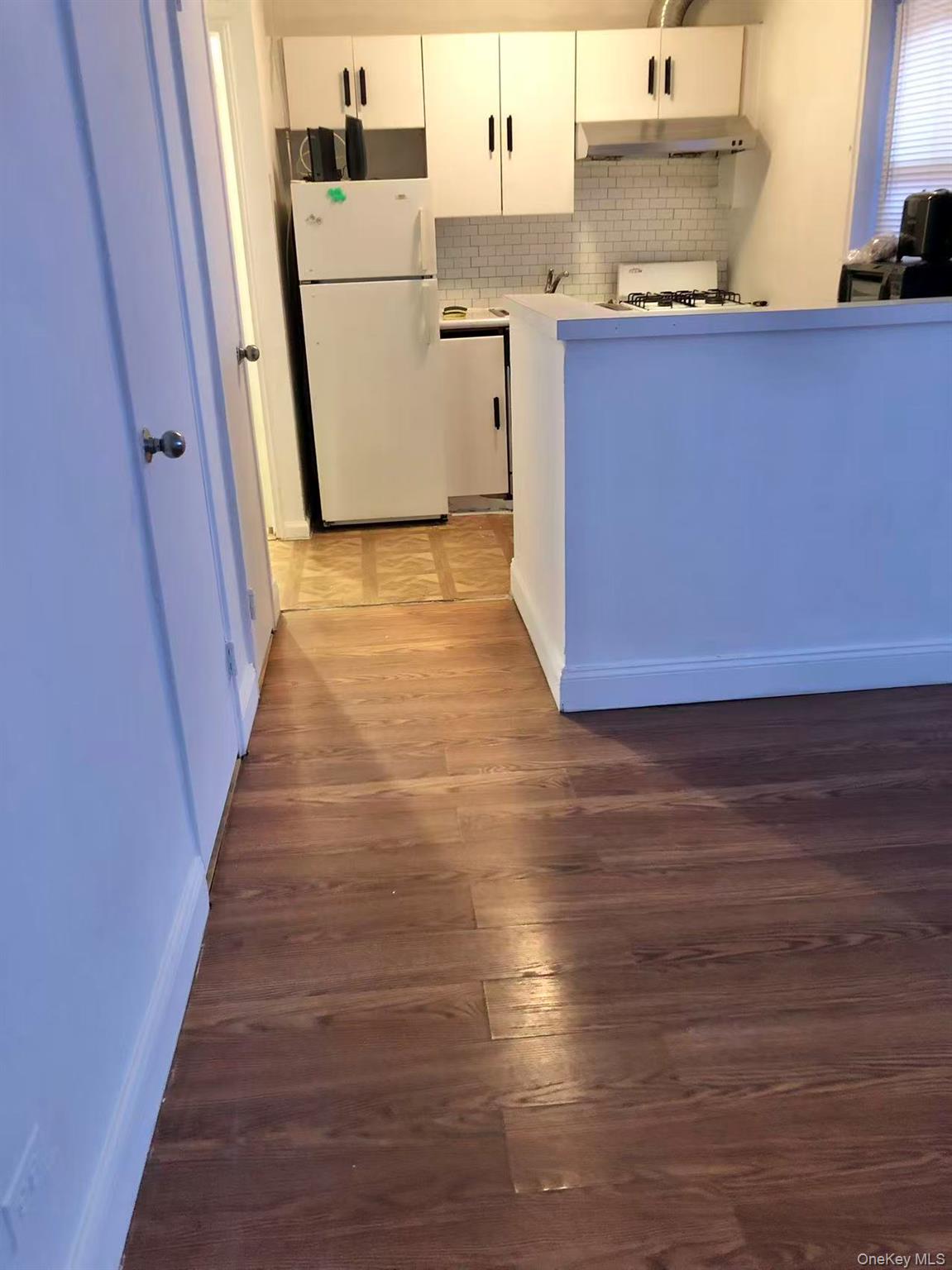 #9 photo, 150-25 72 nd Road, Kew Garden Hills , NY 11367