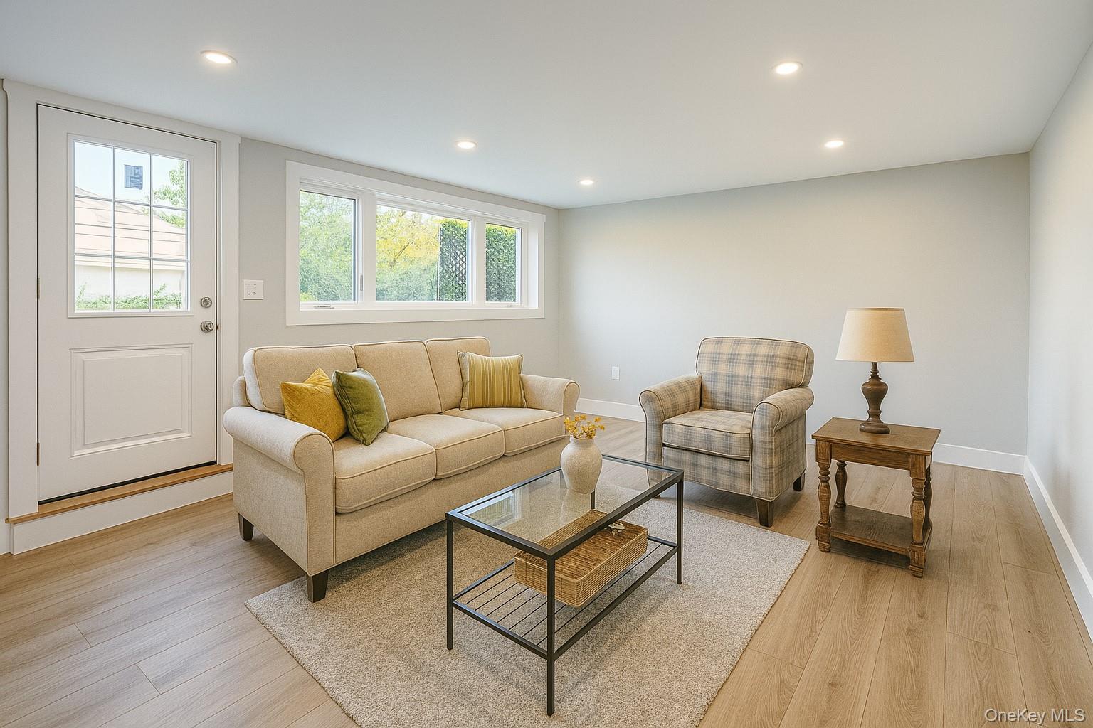 #10 photo, 2040 Wellington Court, ナッソー郡 Westbury , NY 11590