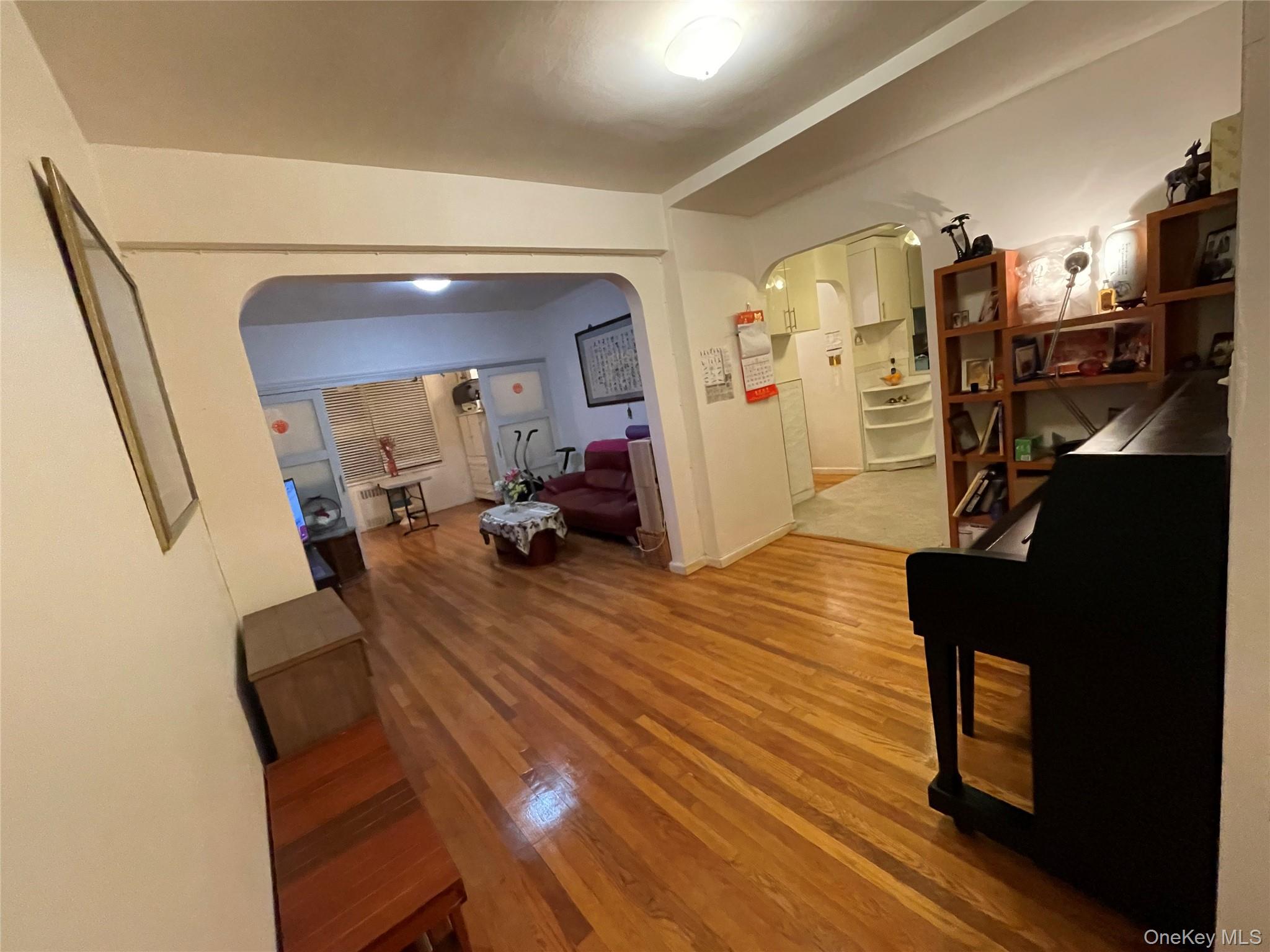 #3 photo, 63-60 102nd Street, クイーンズ区 Rego Park , NY 11374