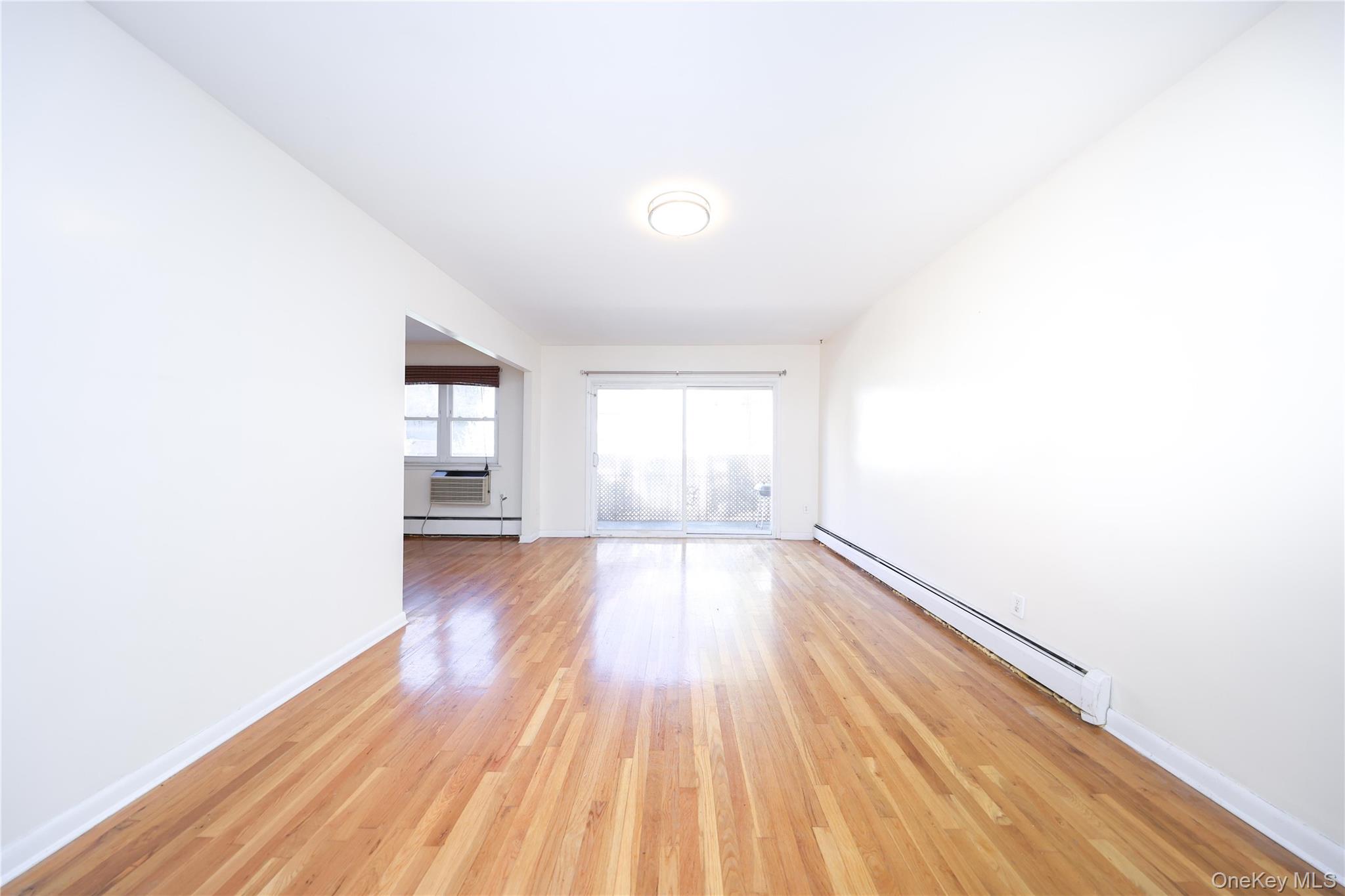 #2 photo, 11708 Curzon Road, クイーンズ区 Richmond Hill , NY 11418